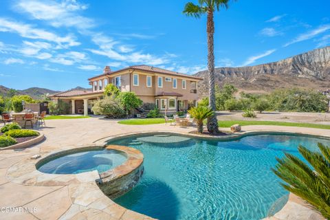 2462 Lost Canyons Drive Simi Valley CA 93065