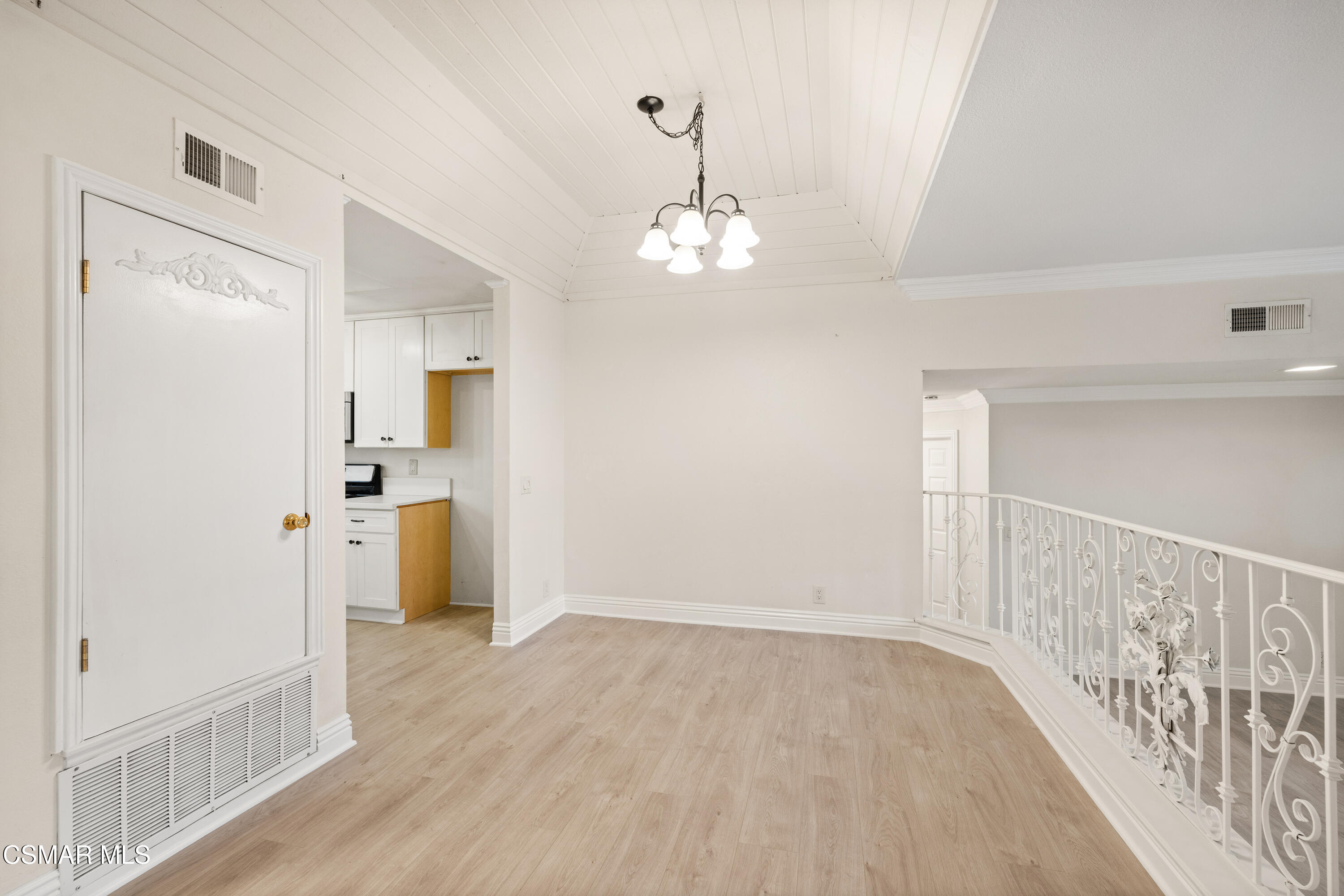 3192 Darby Street 113