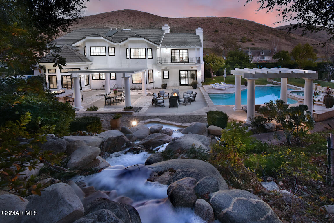 927 Country Valley Road