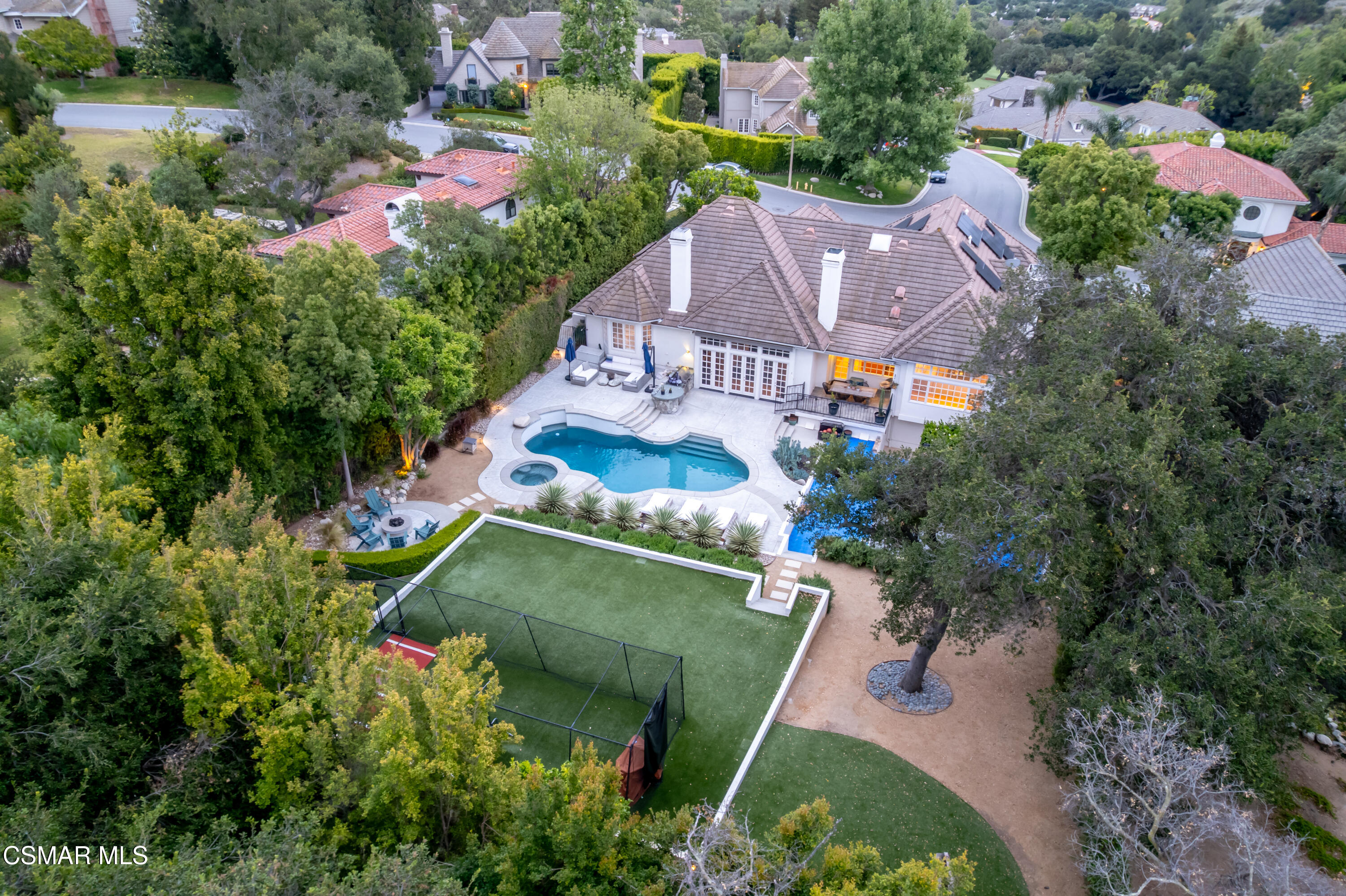 1439 Windy Mountain Avenue