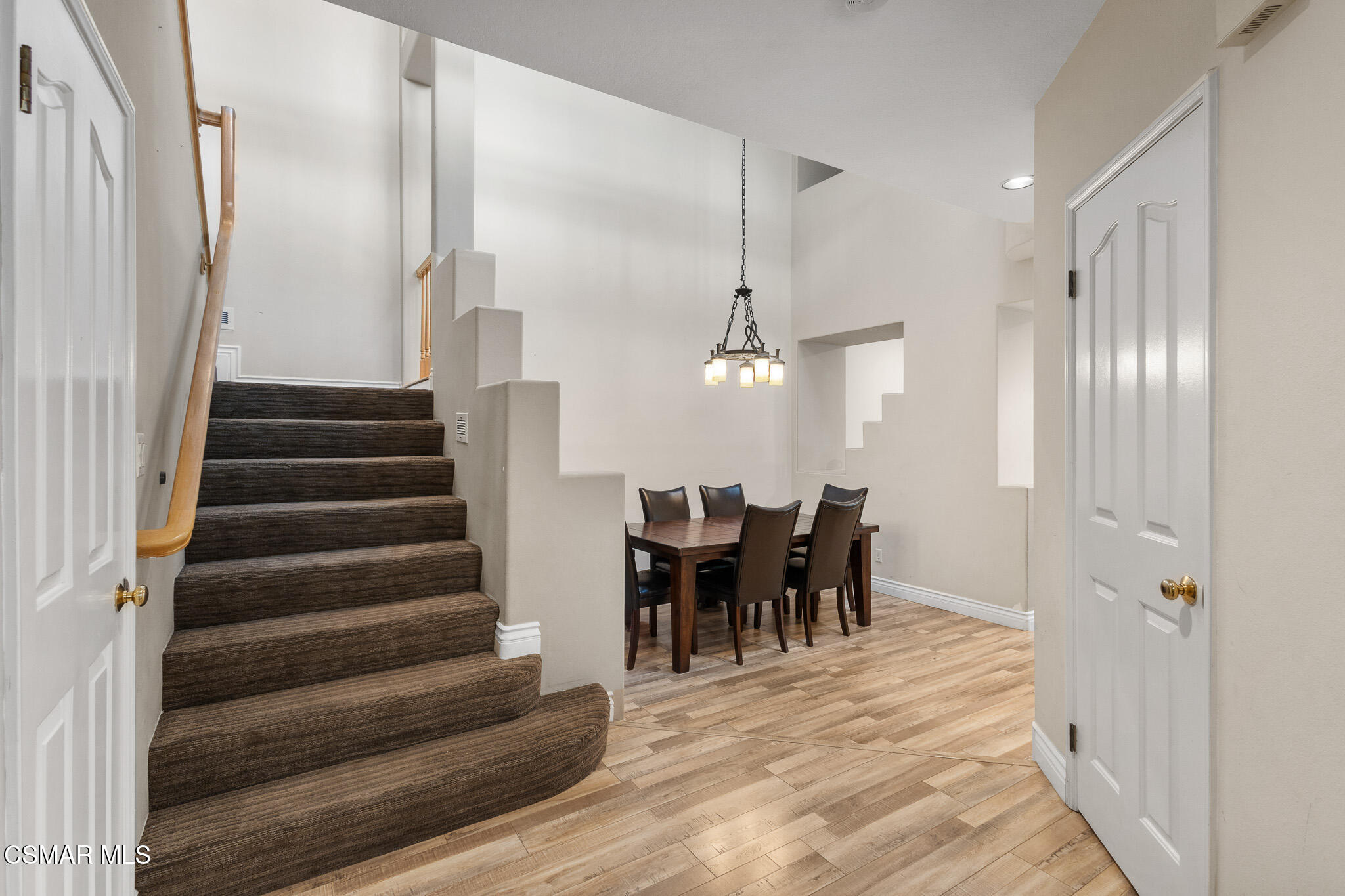 1047 Mountain Oak Place