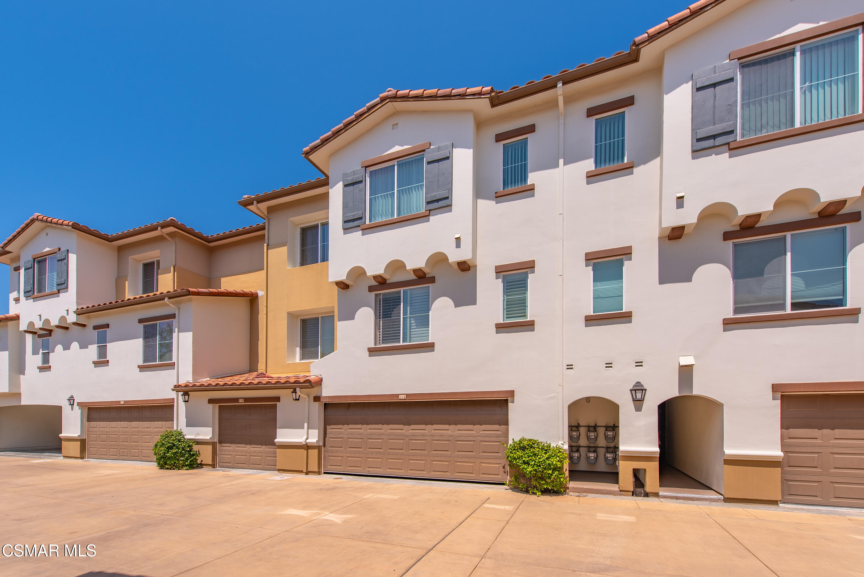 477 Country Club Drive 219