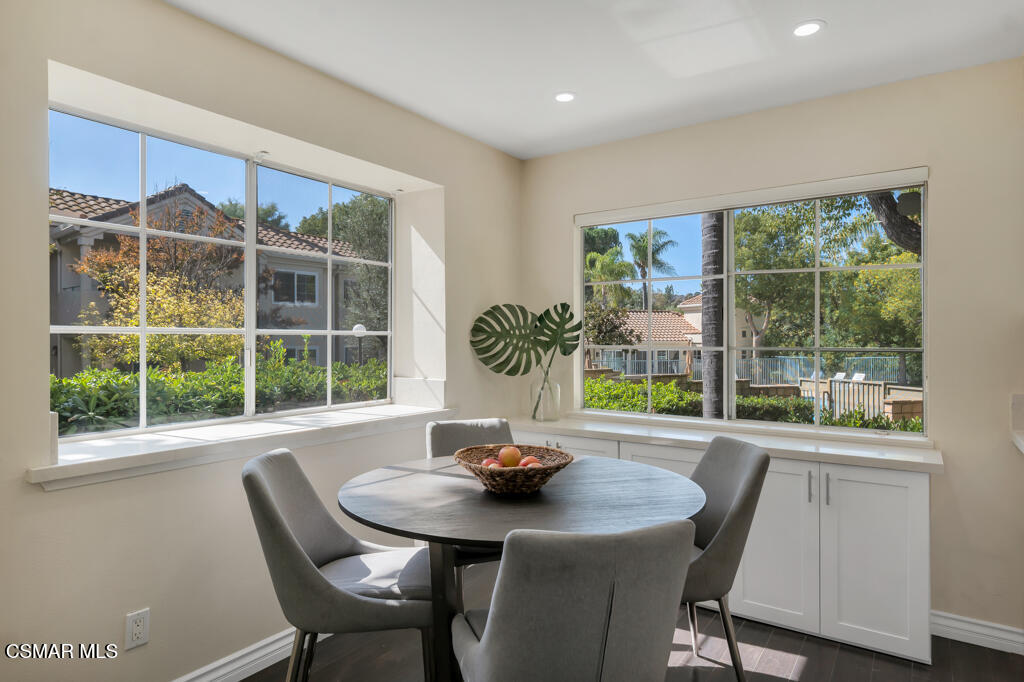 4201 Las Virgenes Road 112