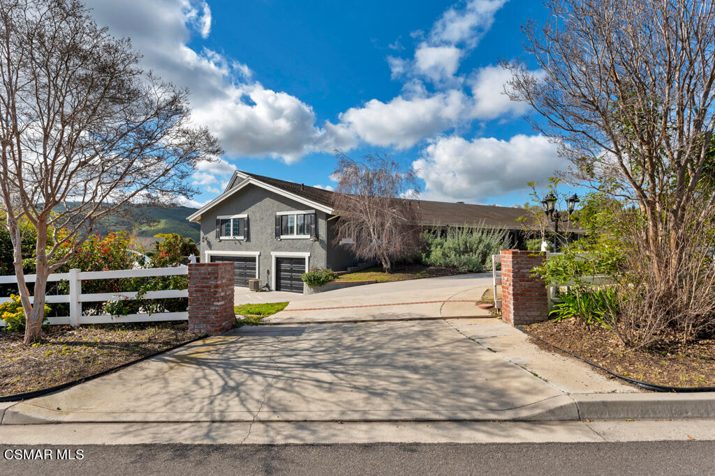 2704 Redondo Circle