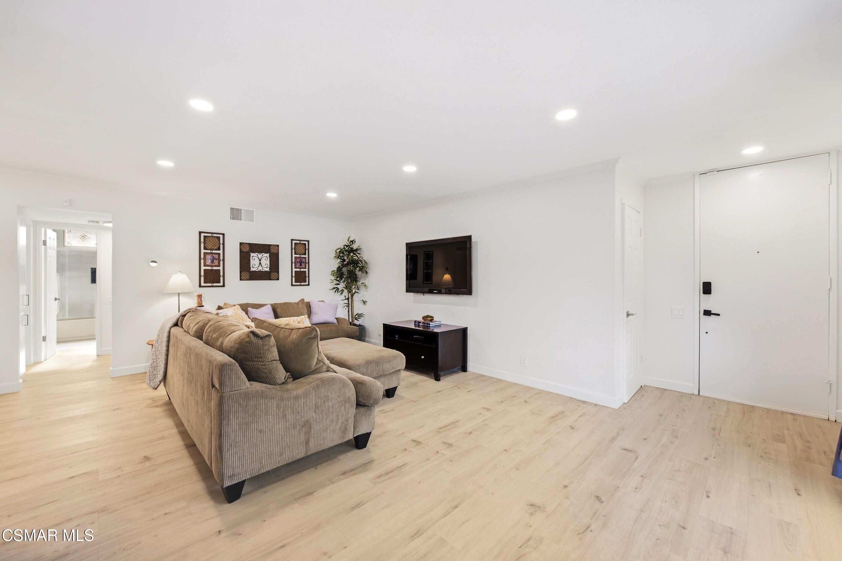 31584 Agoura Road 5