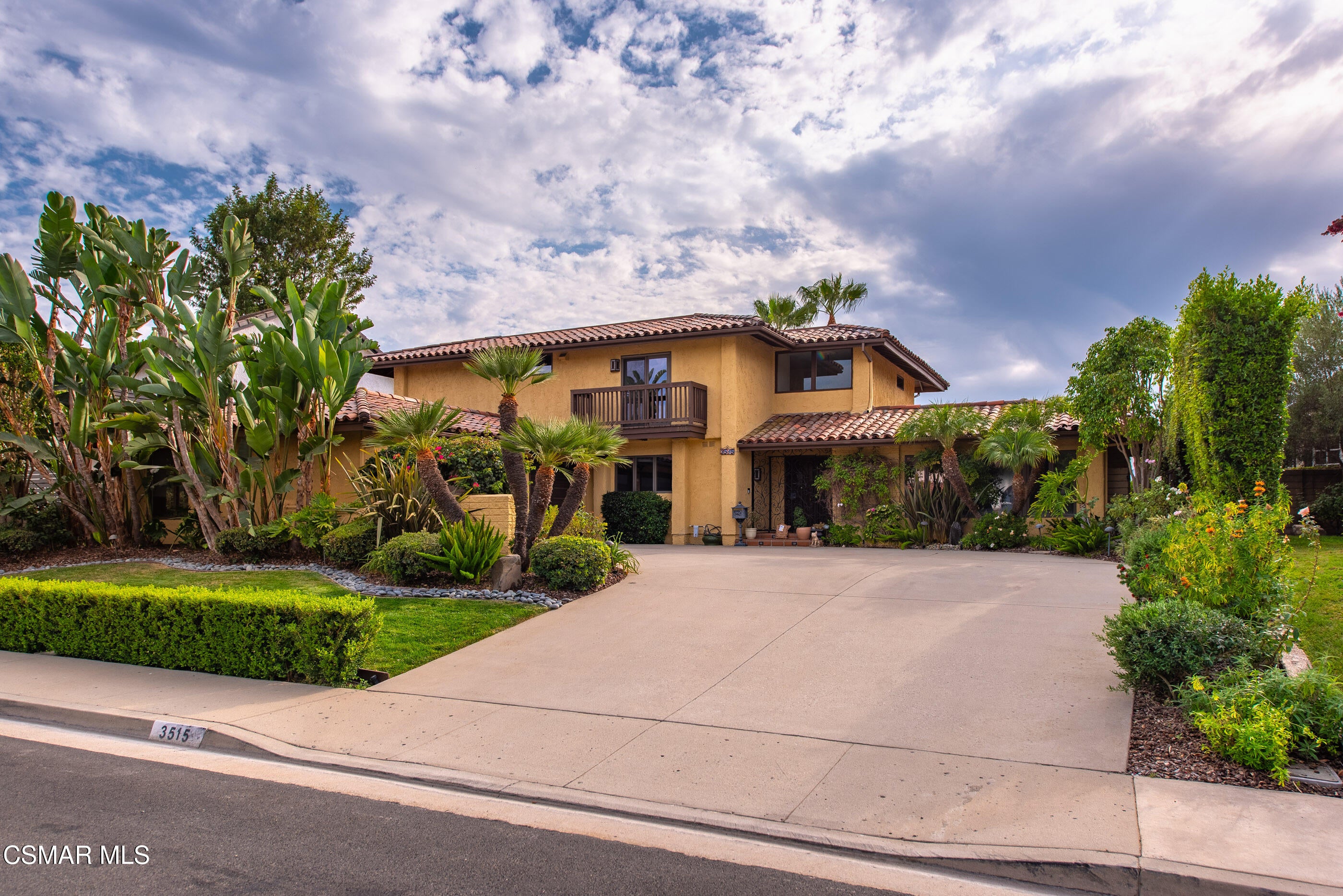 3515 Twin Lake Ridge
