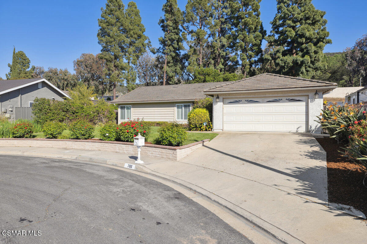 786 Maplewood Court