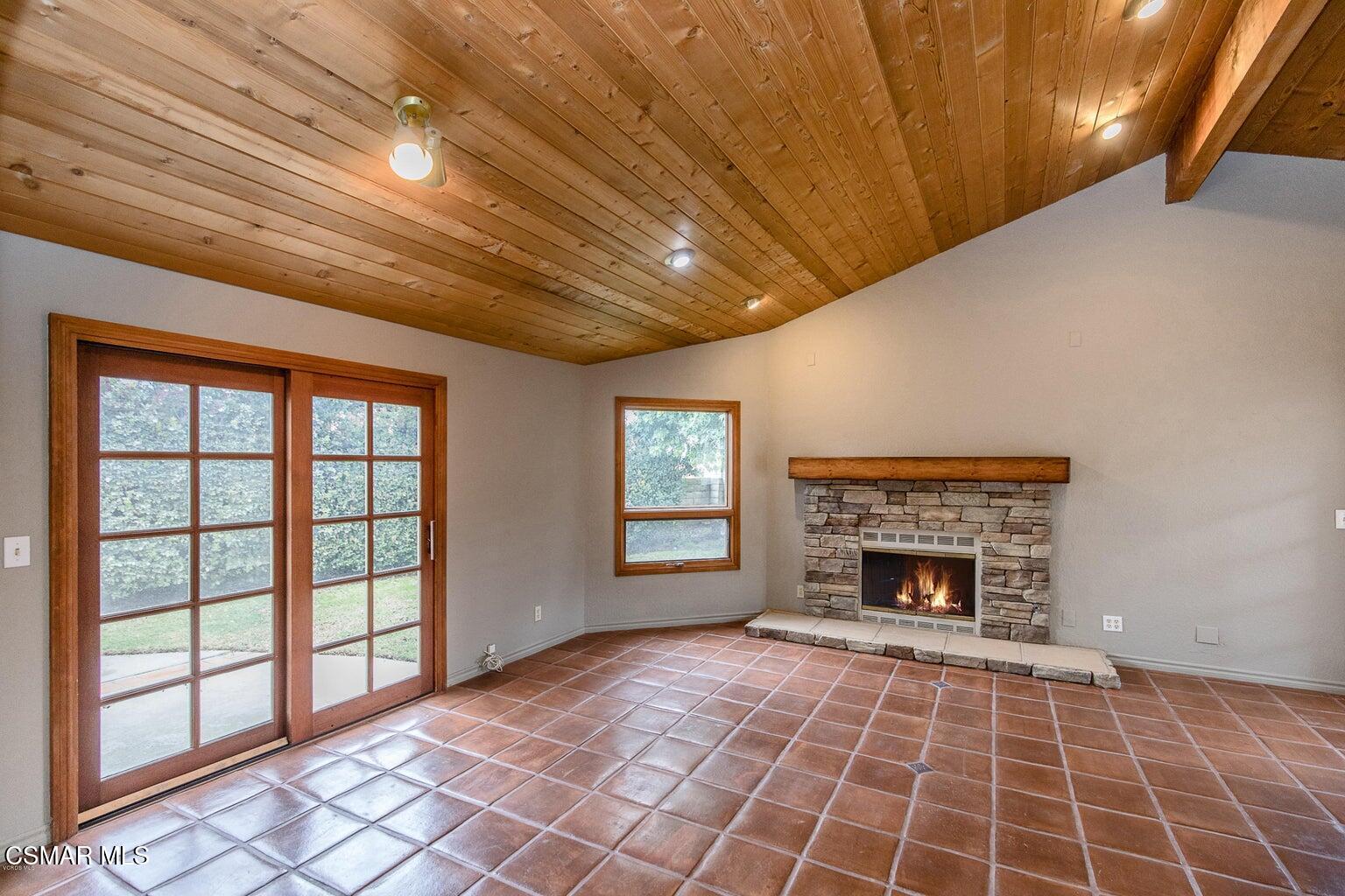 891 Teakwood Court