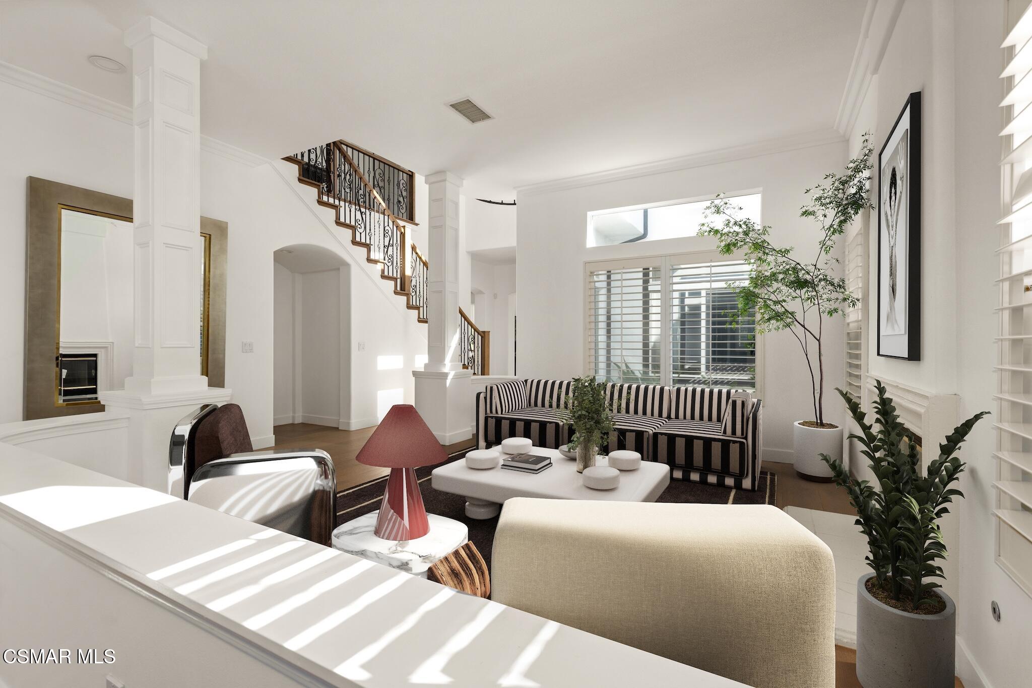 912 Blackbourne Point