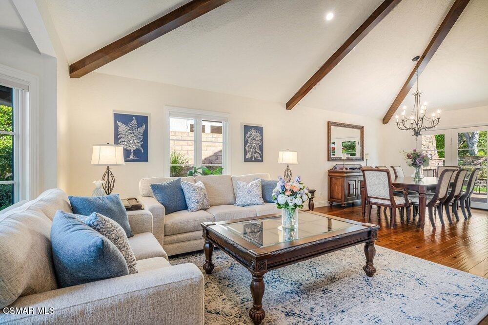 700 Oak Shadow View Place