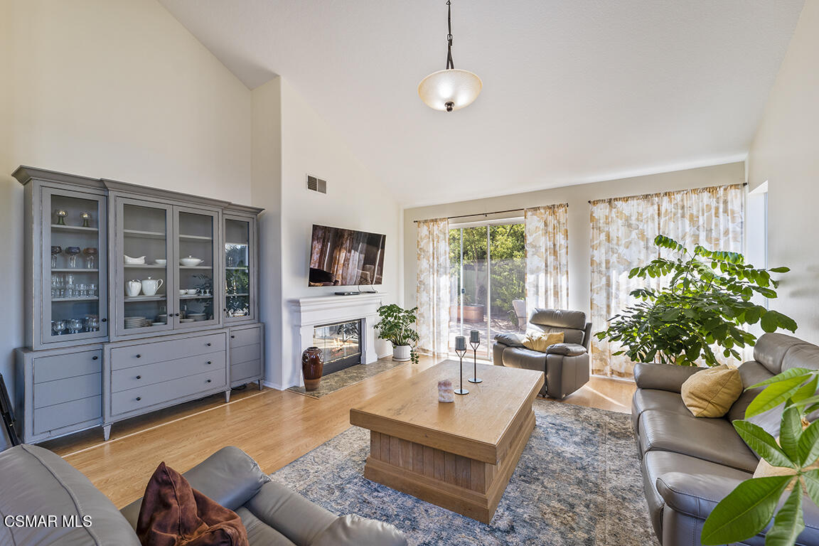 1880 Crystal View Circle