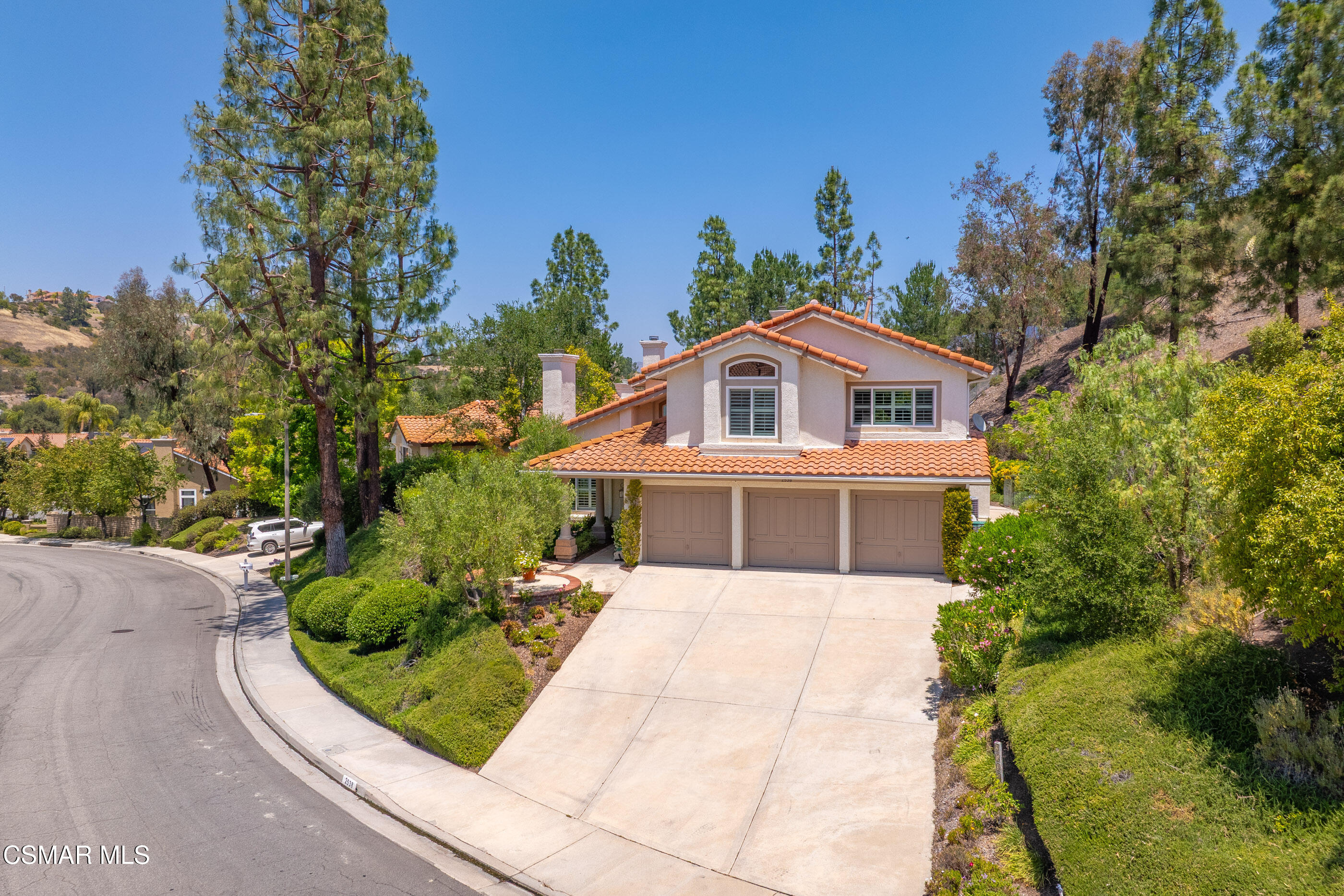 2538 Sandycreek Drive