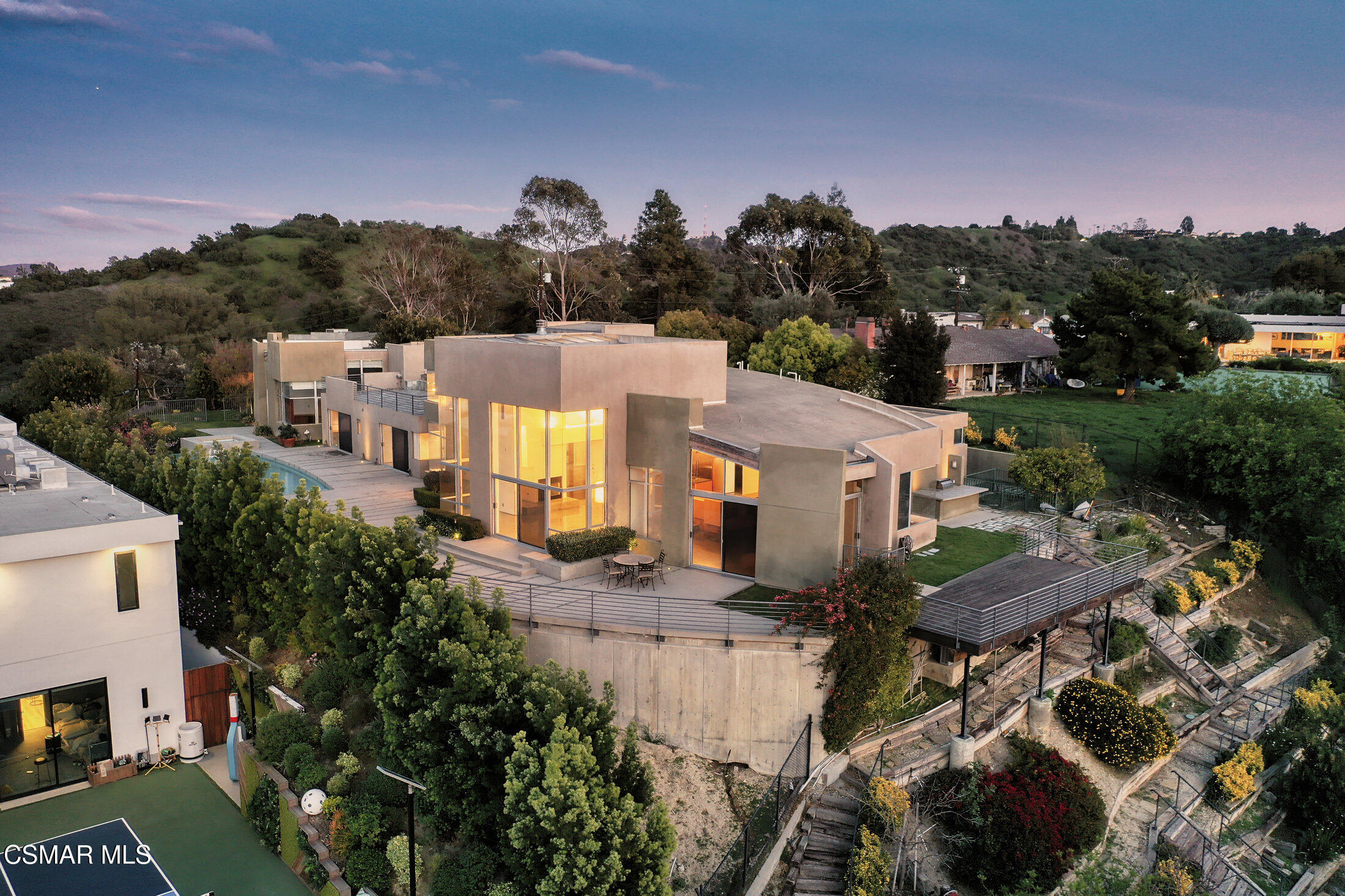 3681 Alomar Drive