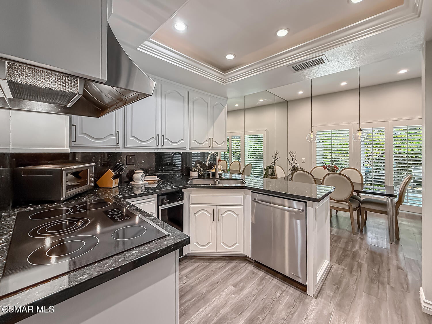 4695 Club View Drive