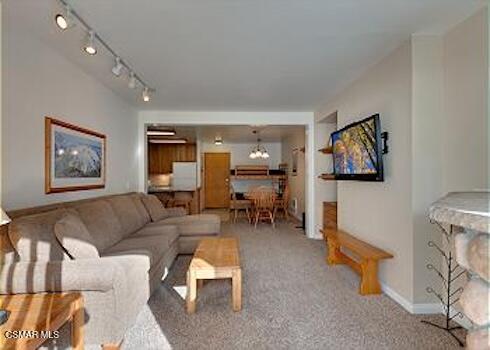 895 Canyon Boulevard 15