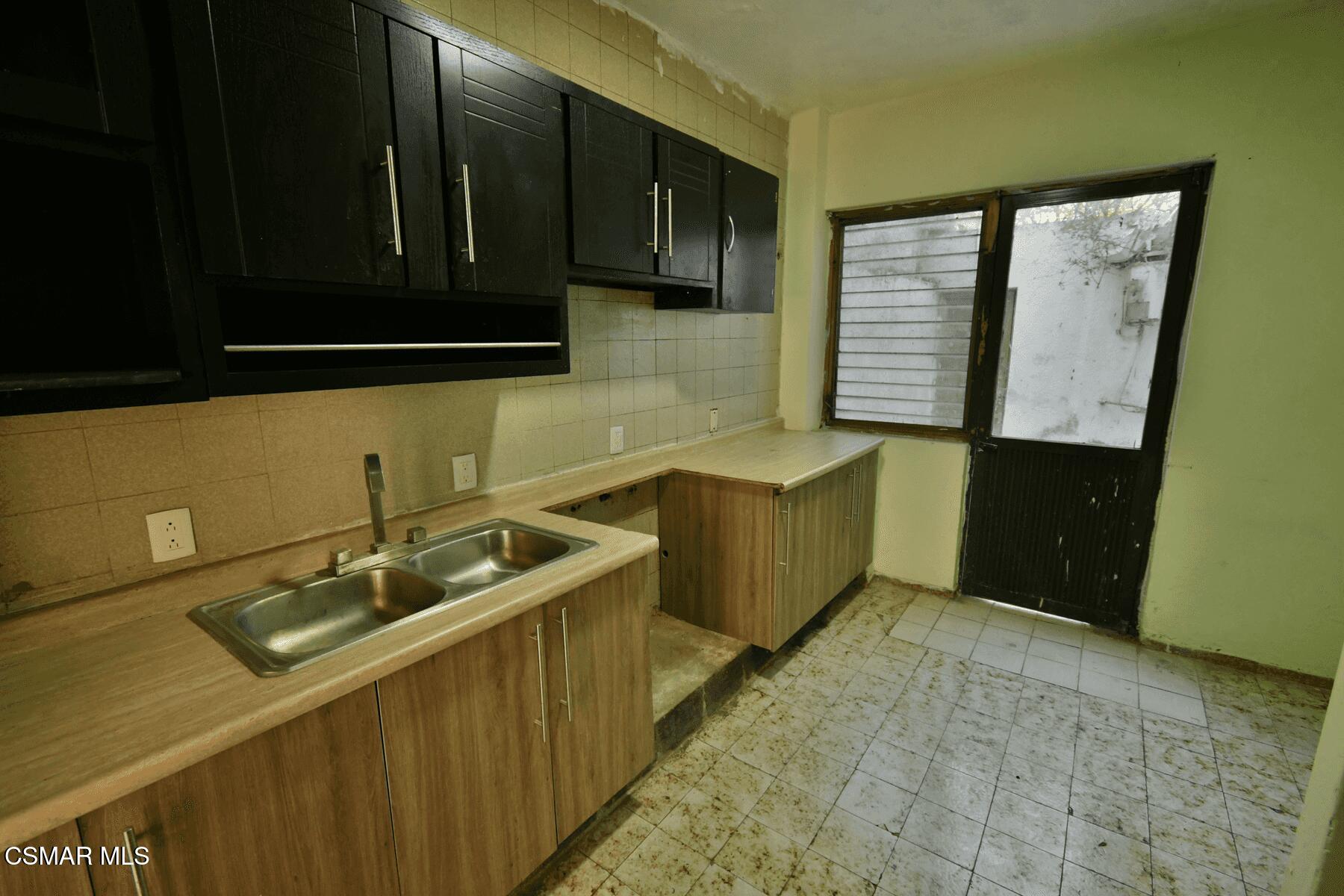 525 Calle Francisco Javier Clavije