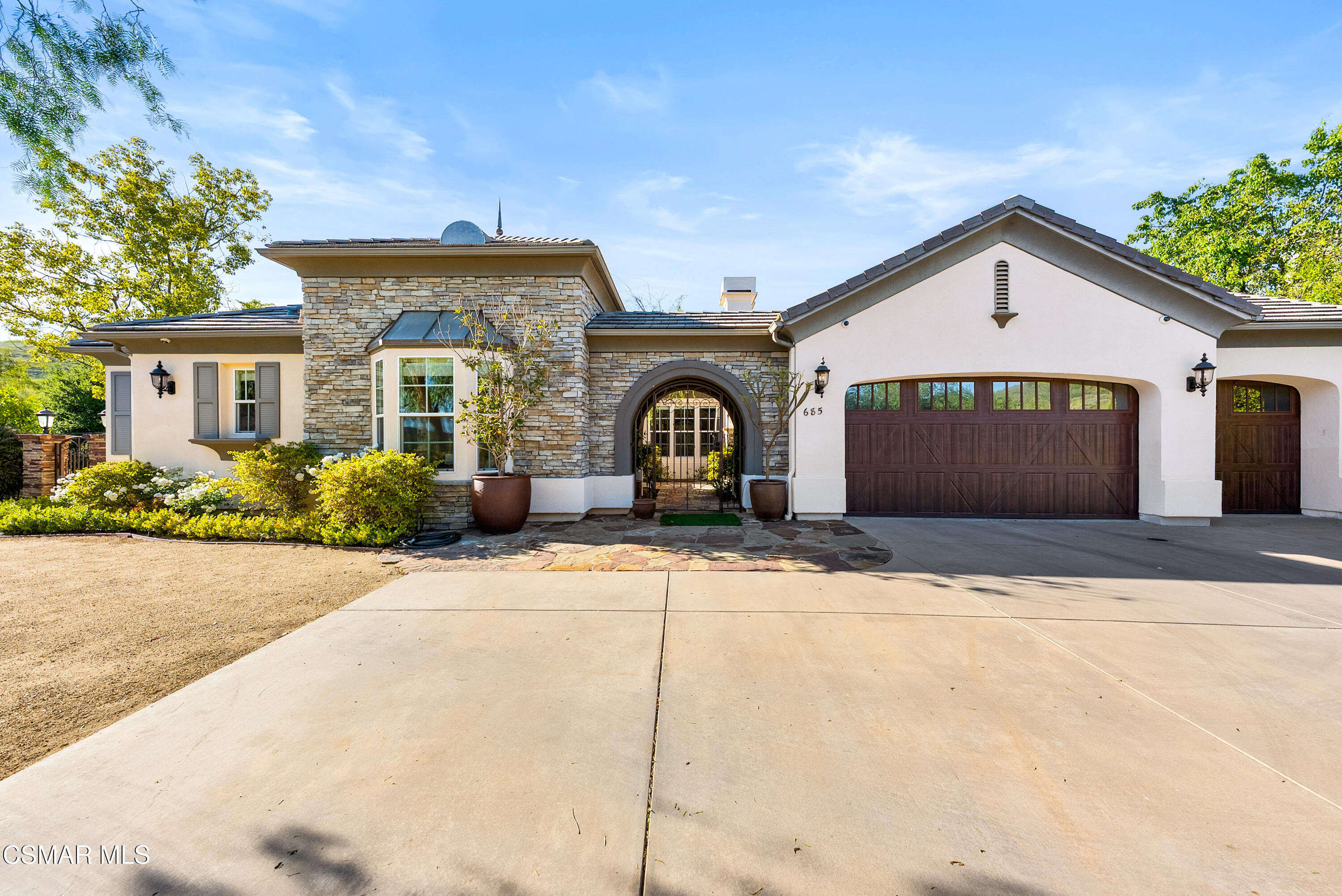 685 N Conejo School Road