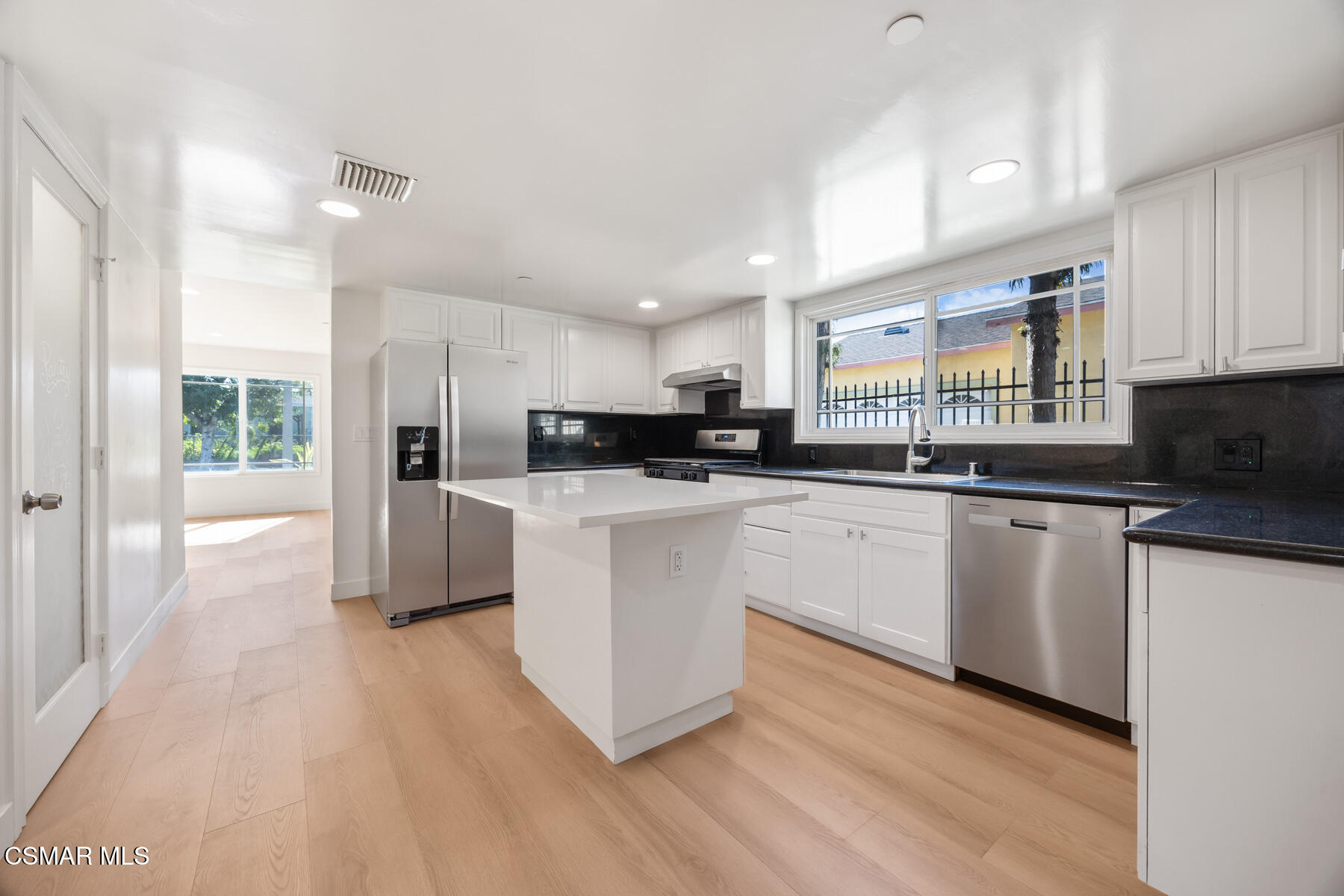 417 W Norwood Place