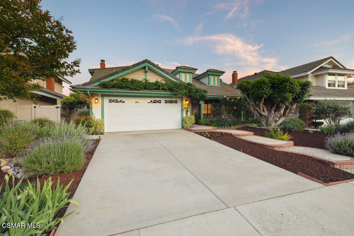 6690 Oak Springs Drive