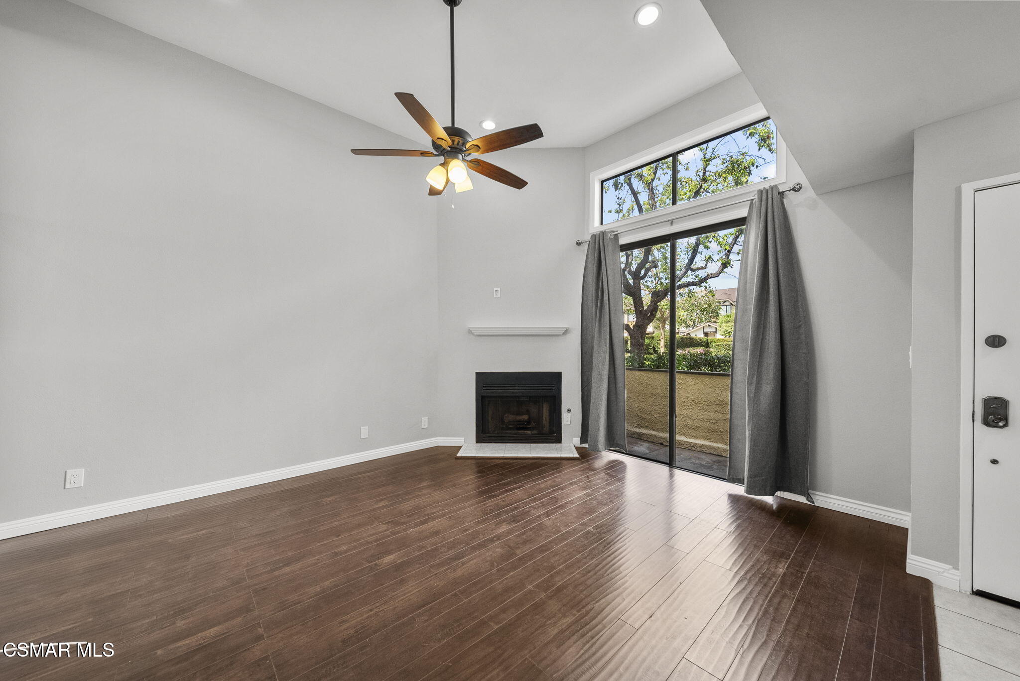 21205 Lassen Street 4