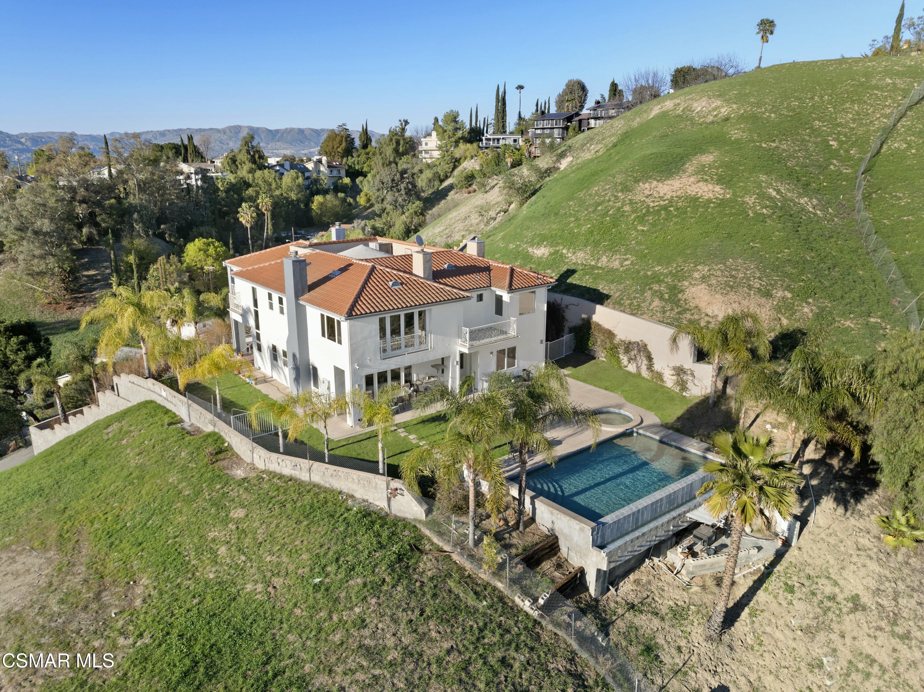 22442 Sueno Road