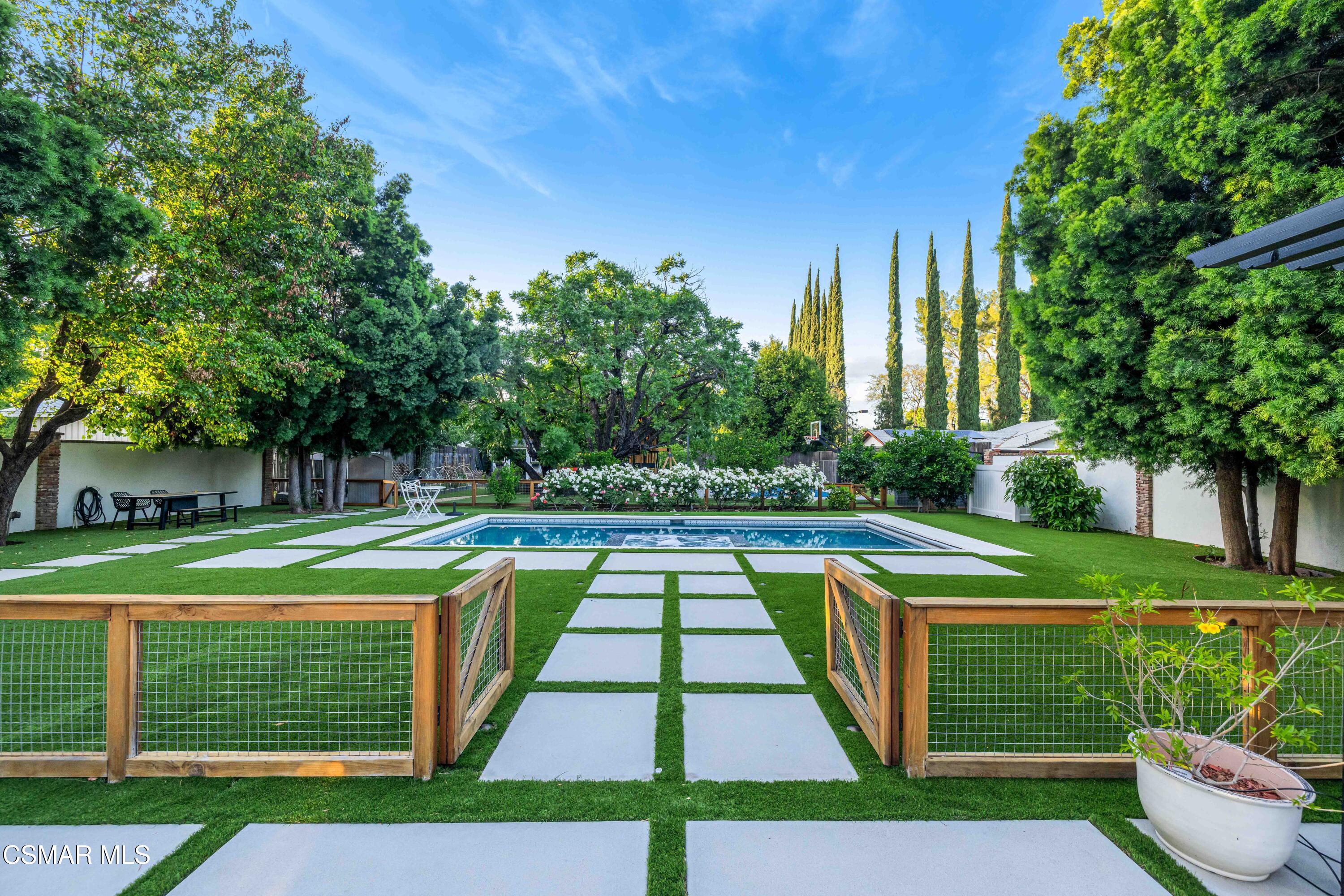 22661 Calvert Street