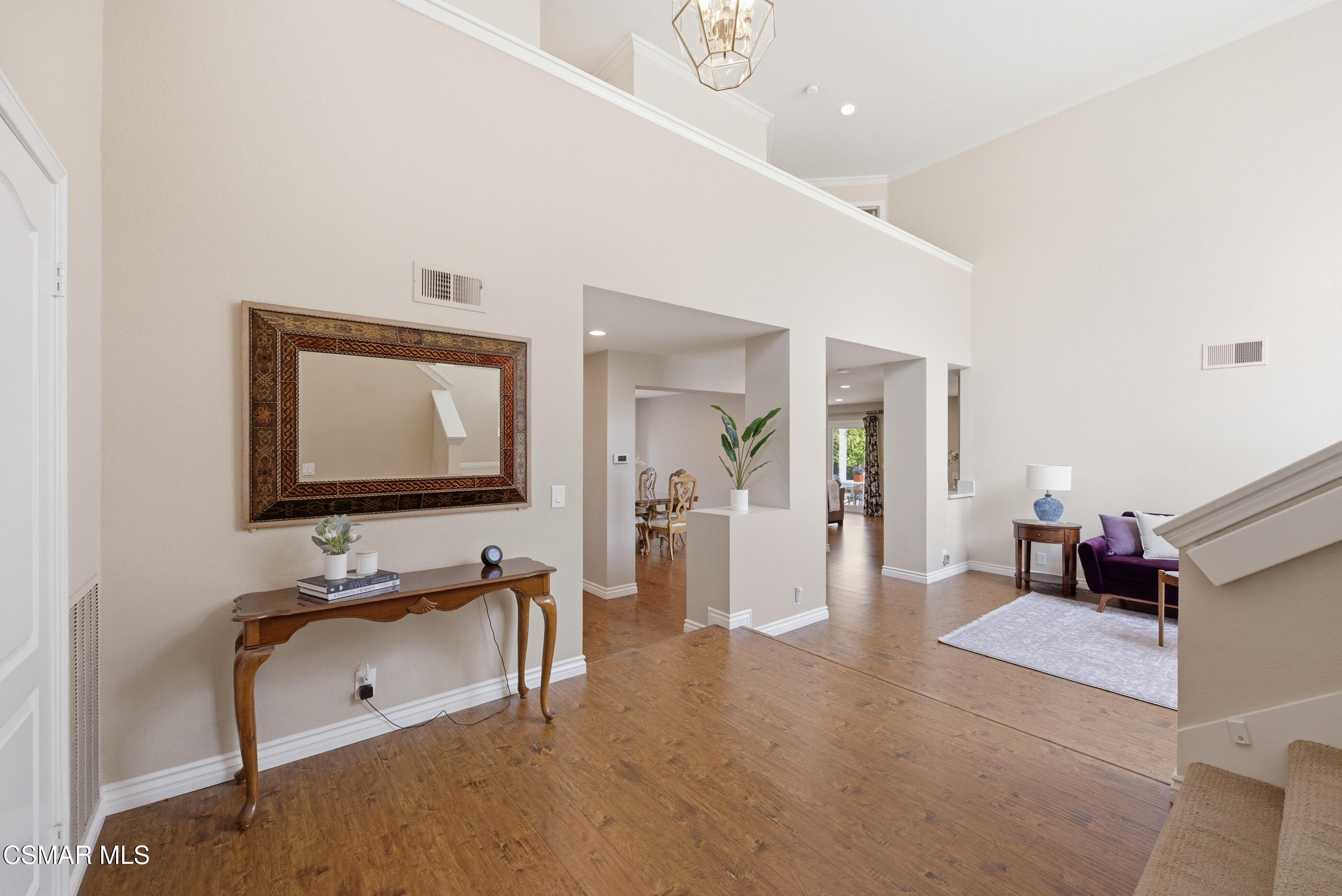 5377 Evanwood Avenue