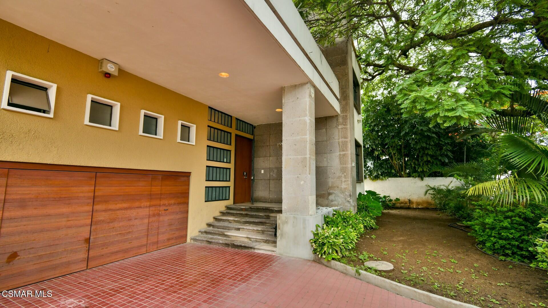 1745 C Jose Guadalupe Zuno Hernande