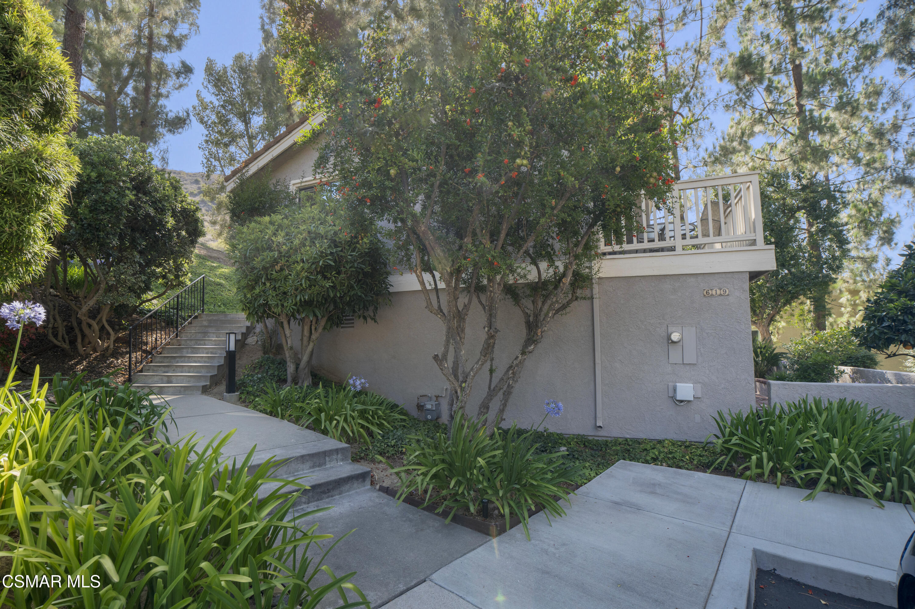619 Calle Seguro