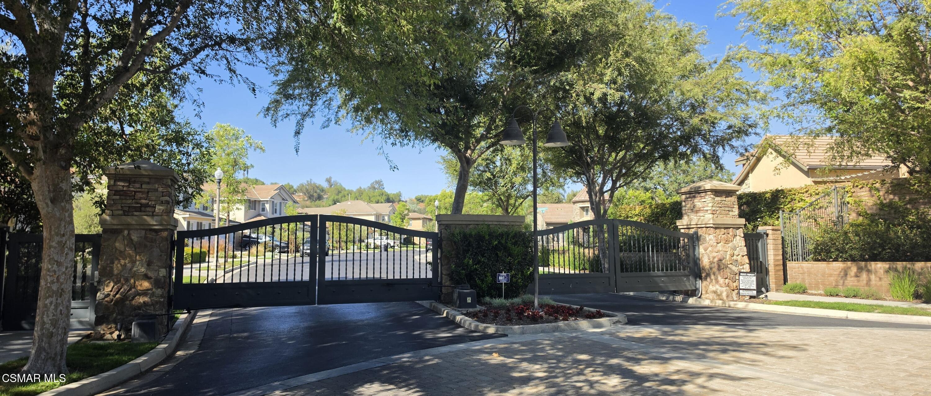 6891 Breezy Glen Drive