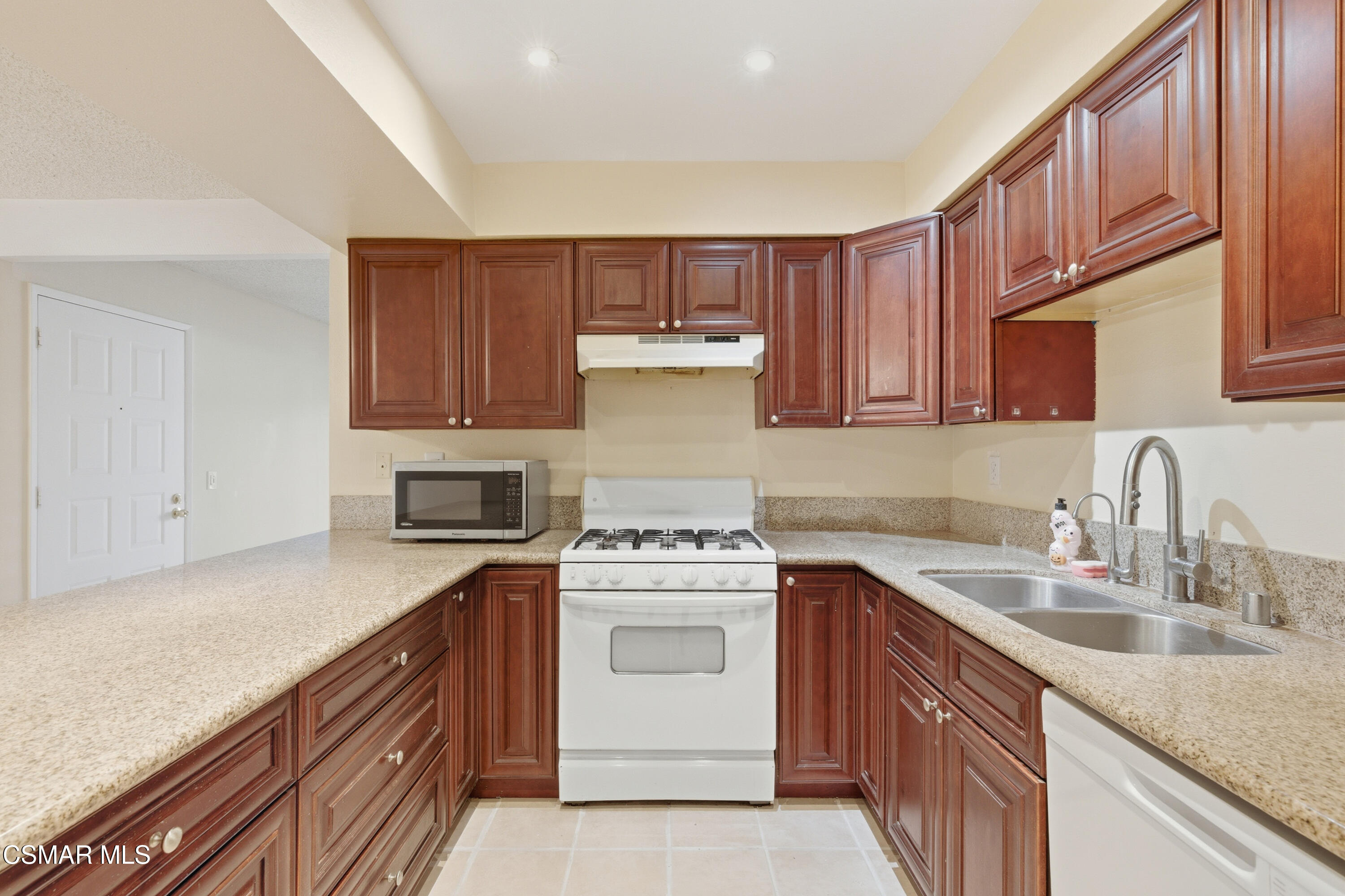 15242 Campus Park Drive E