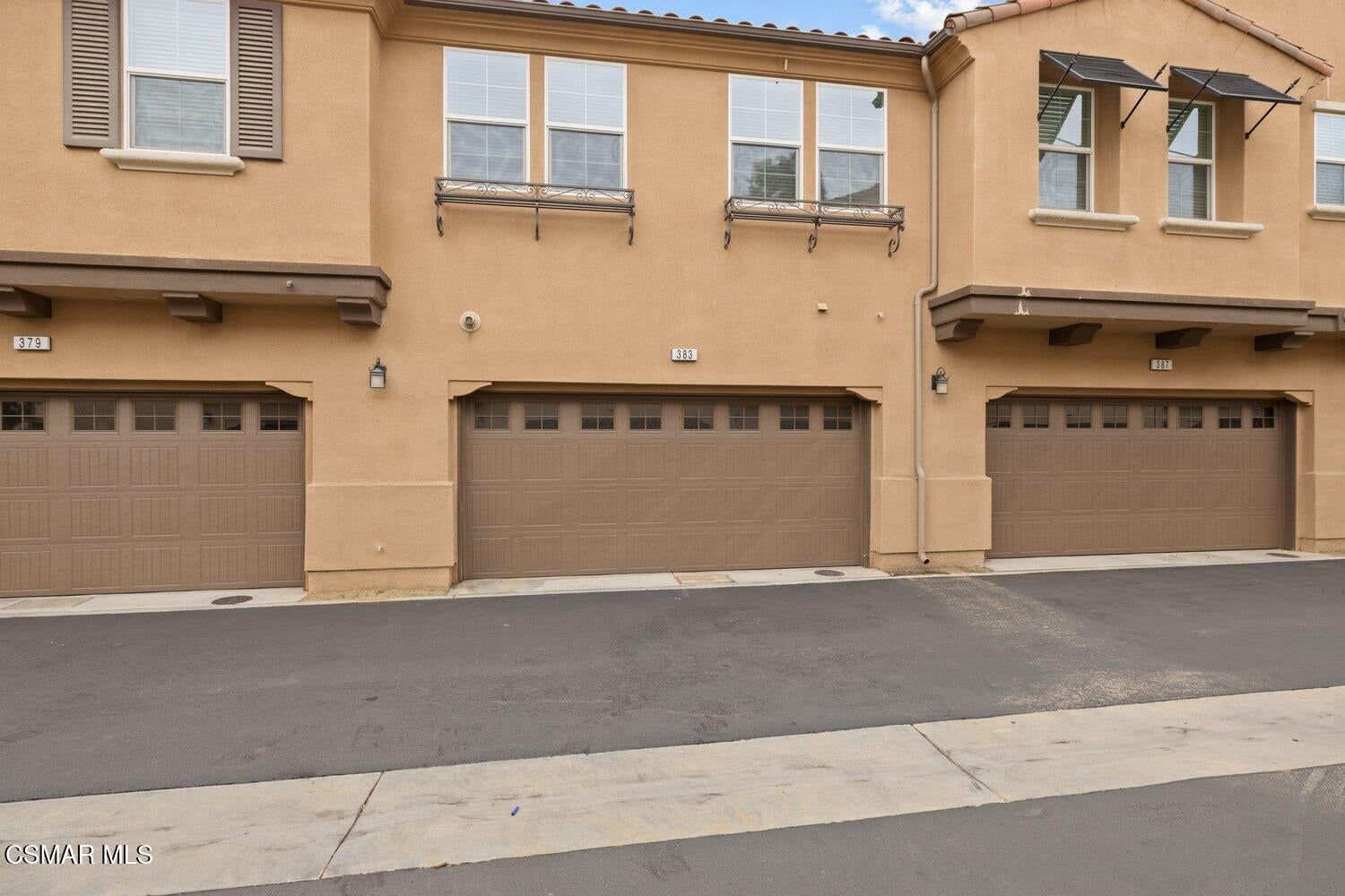 383 Nuez Street