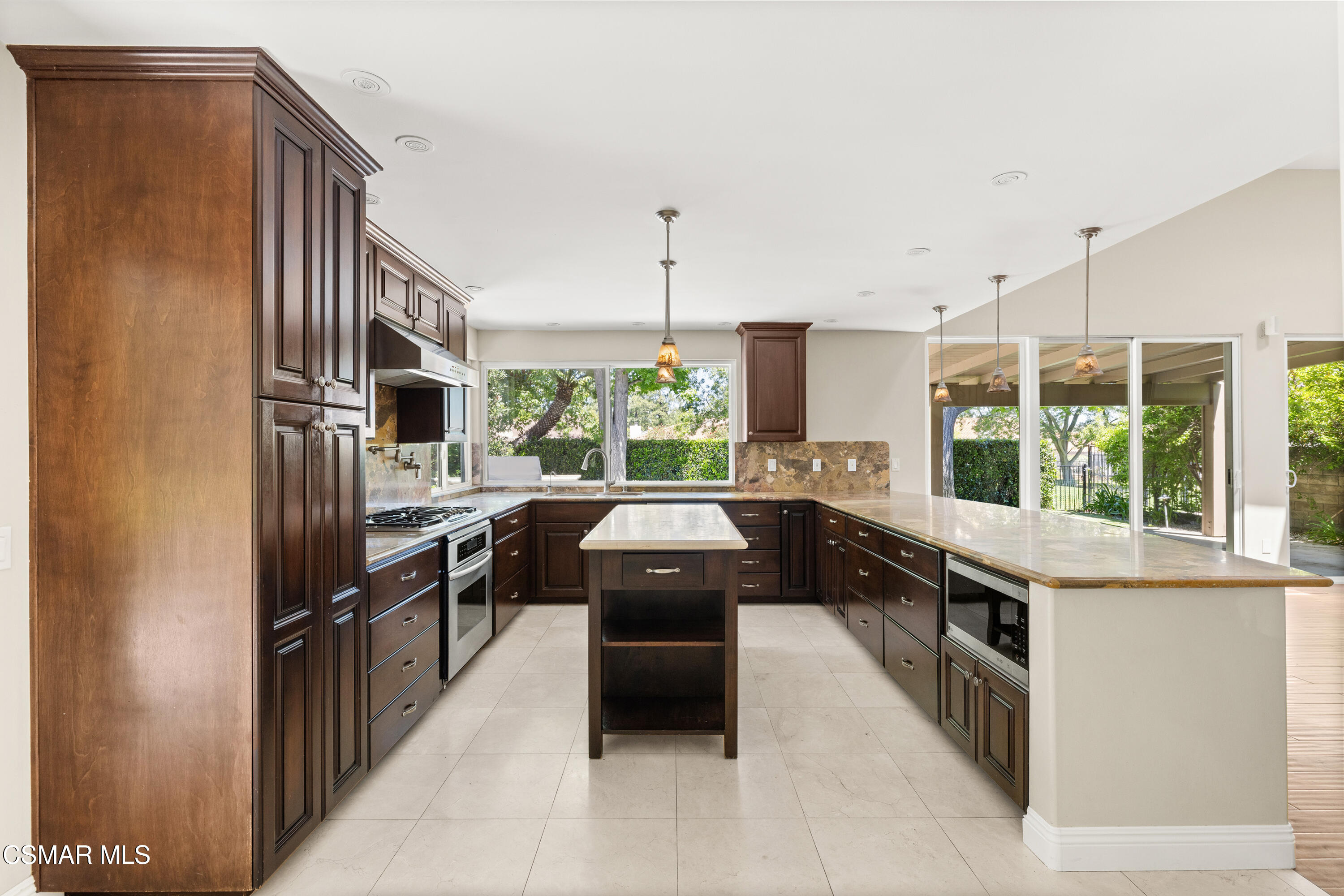 3805 Mainsail Circle