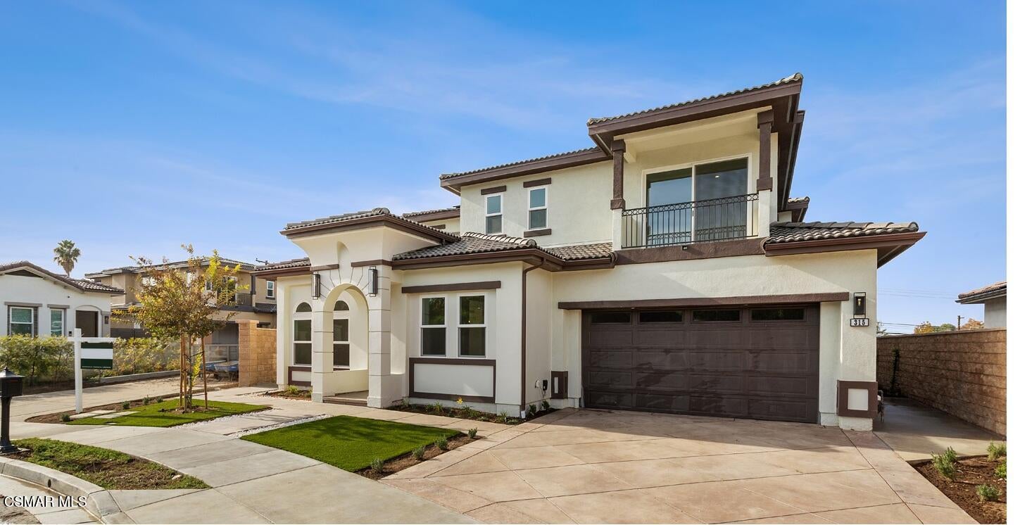 315 Toyon Court