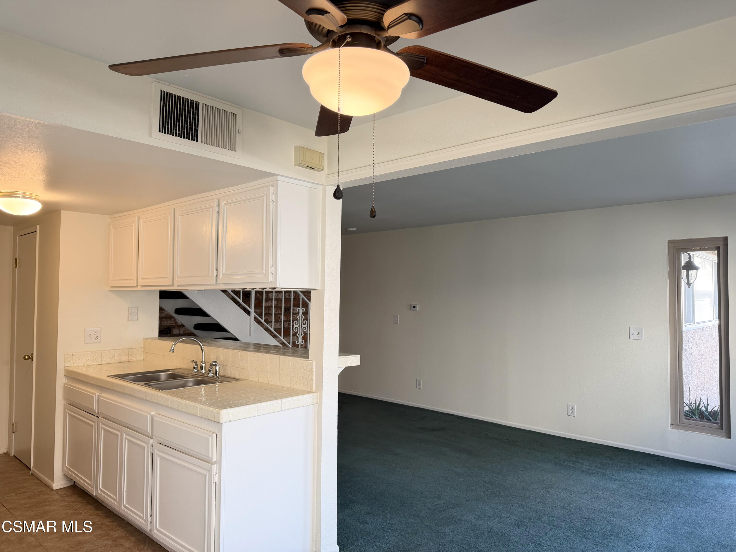 2030 Avenida Placida 3