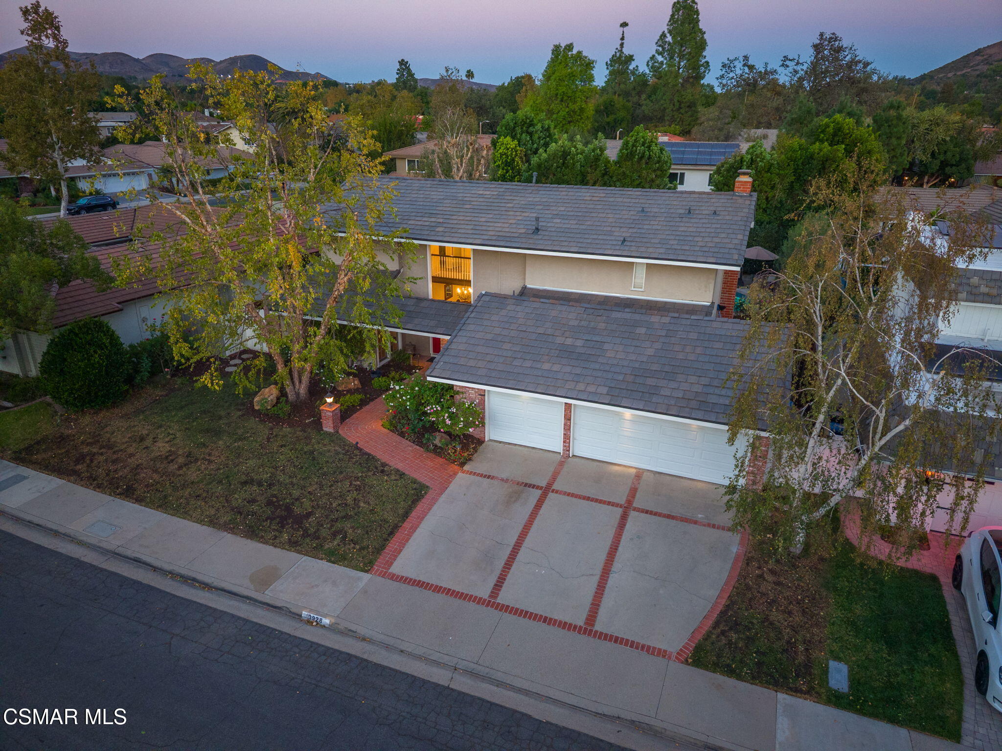 3928 Trowbridge Court