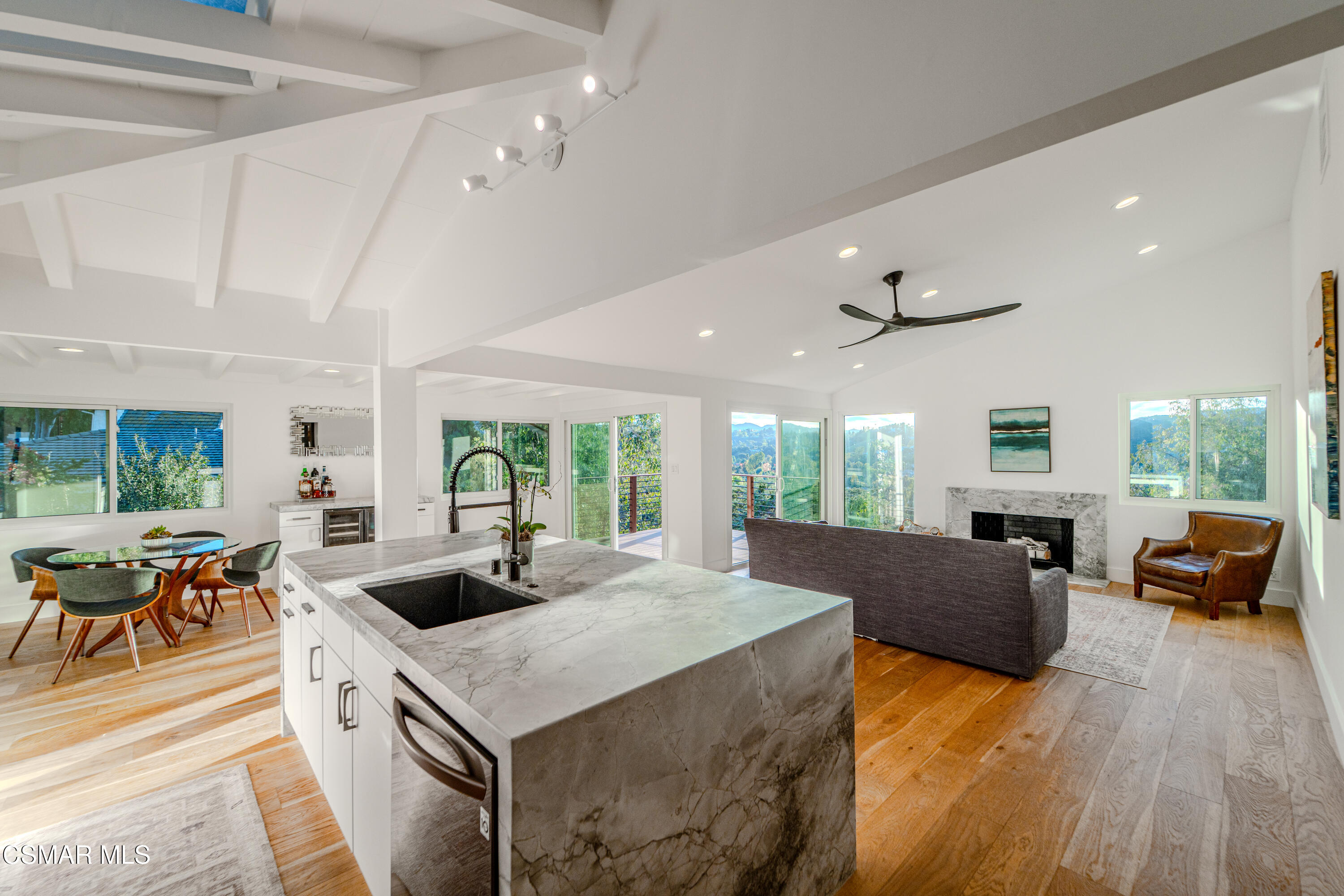 5101 Calatrana Drive