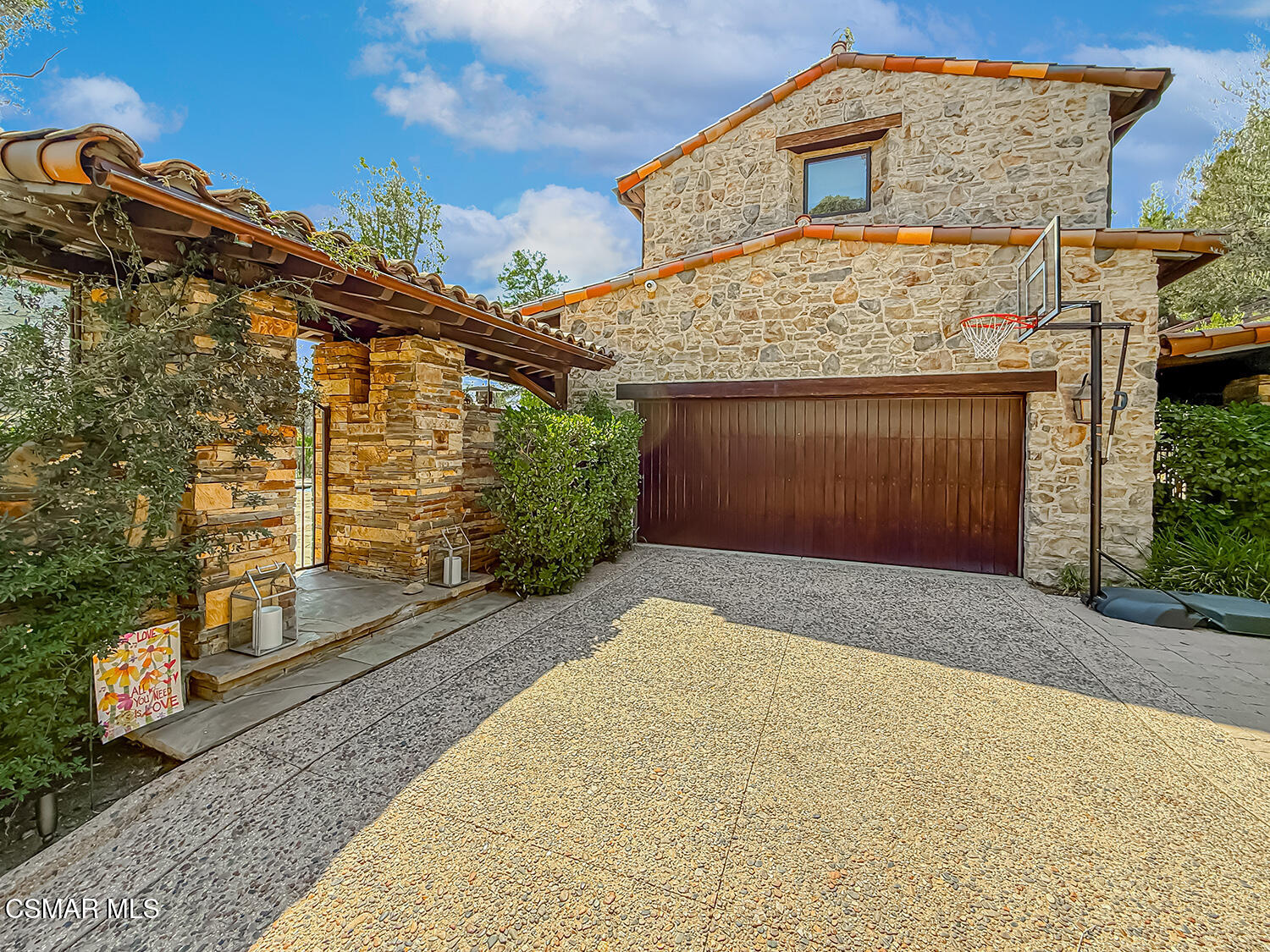 31145 Lobo Vista Road