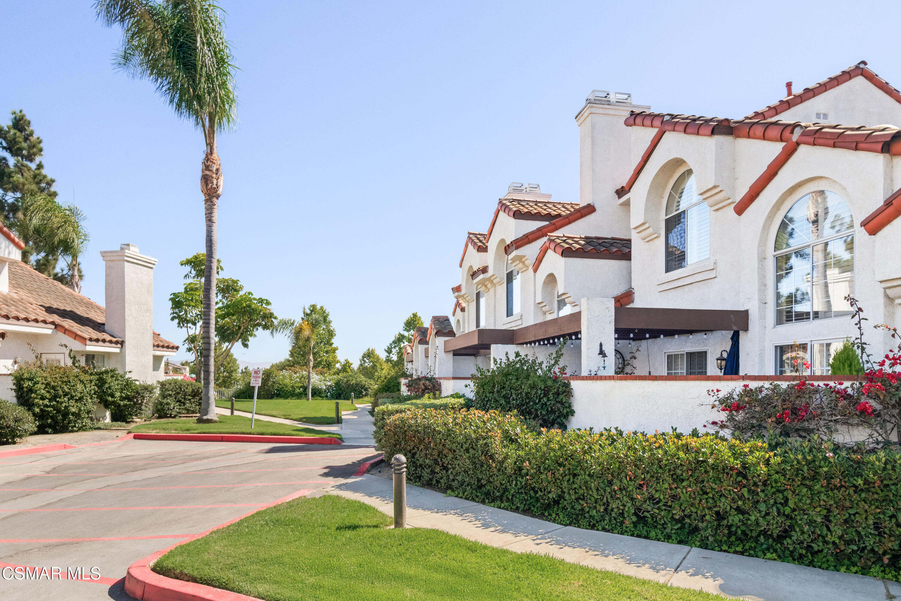 220 Camino Cortina
