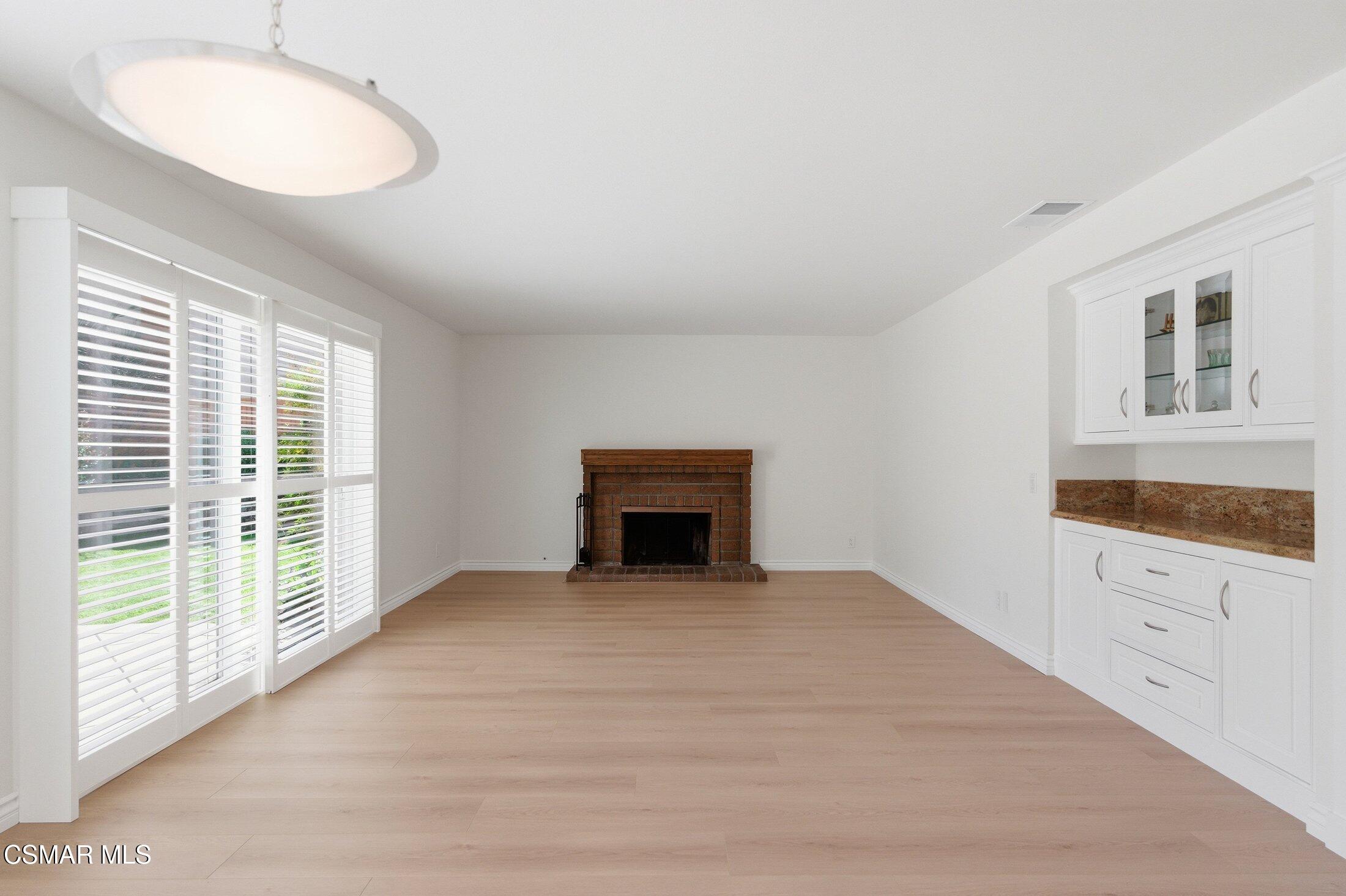 3374 Larkhaven Court