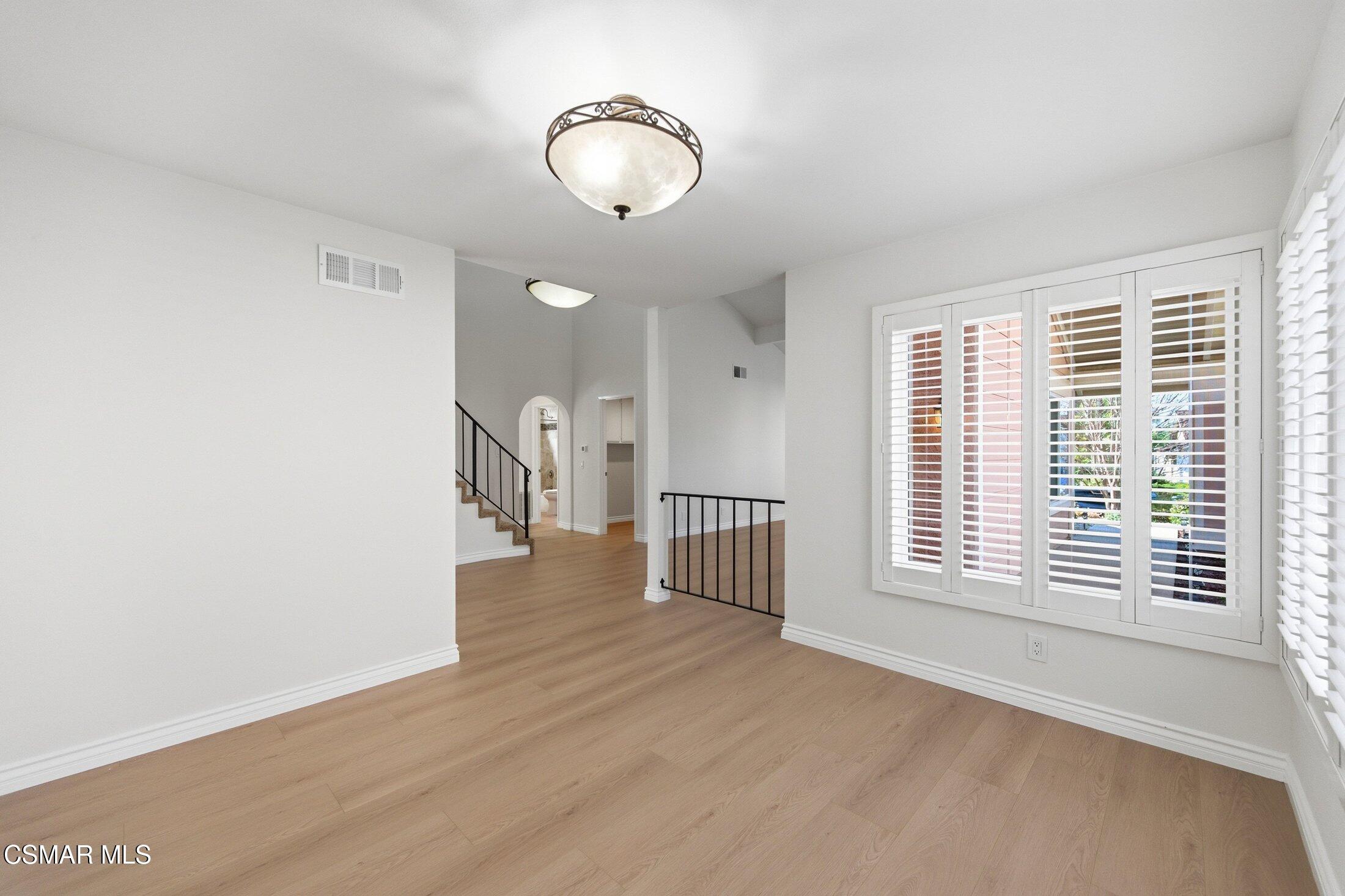 3374 Larkhaven Court