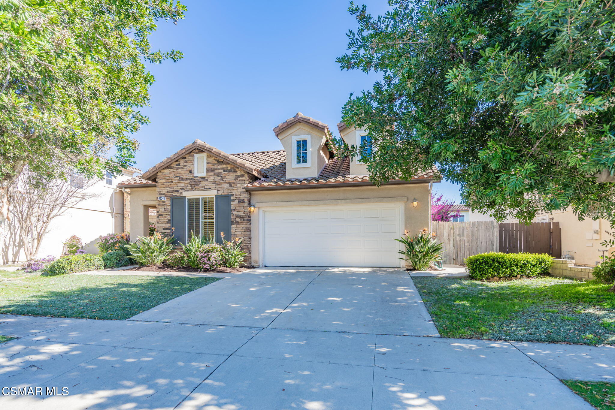 2024 Las Estrellas Court