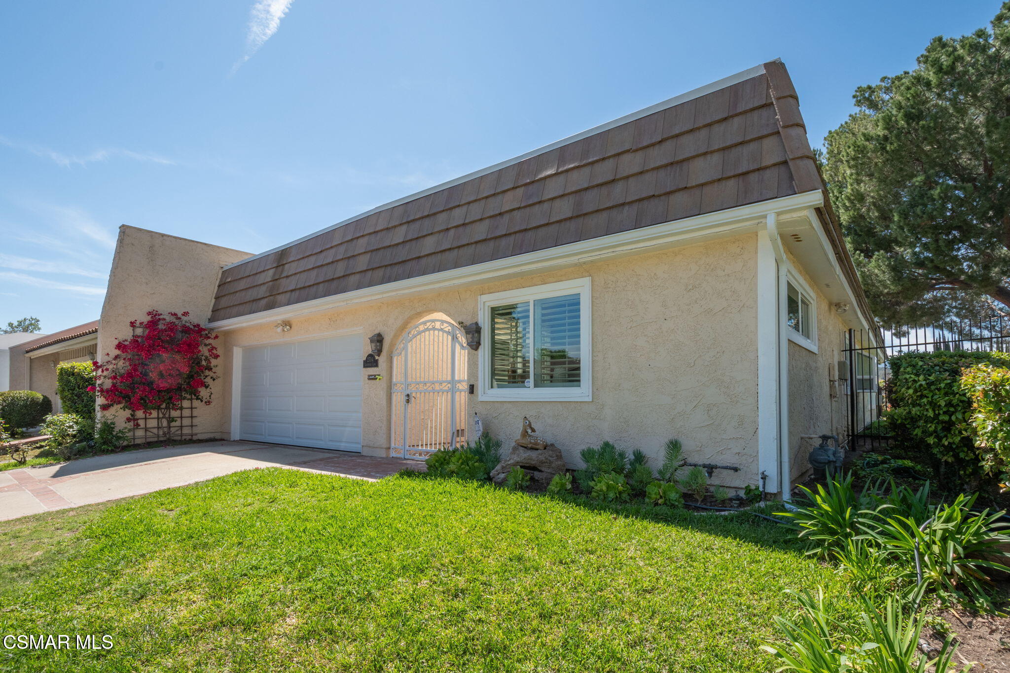 2704 Lakeridge Lane