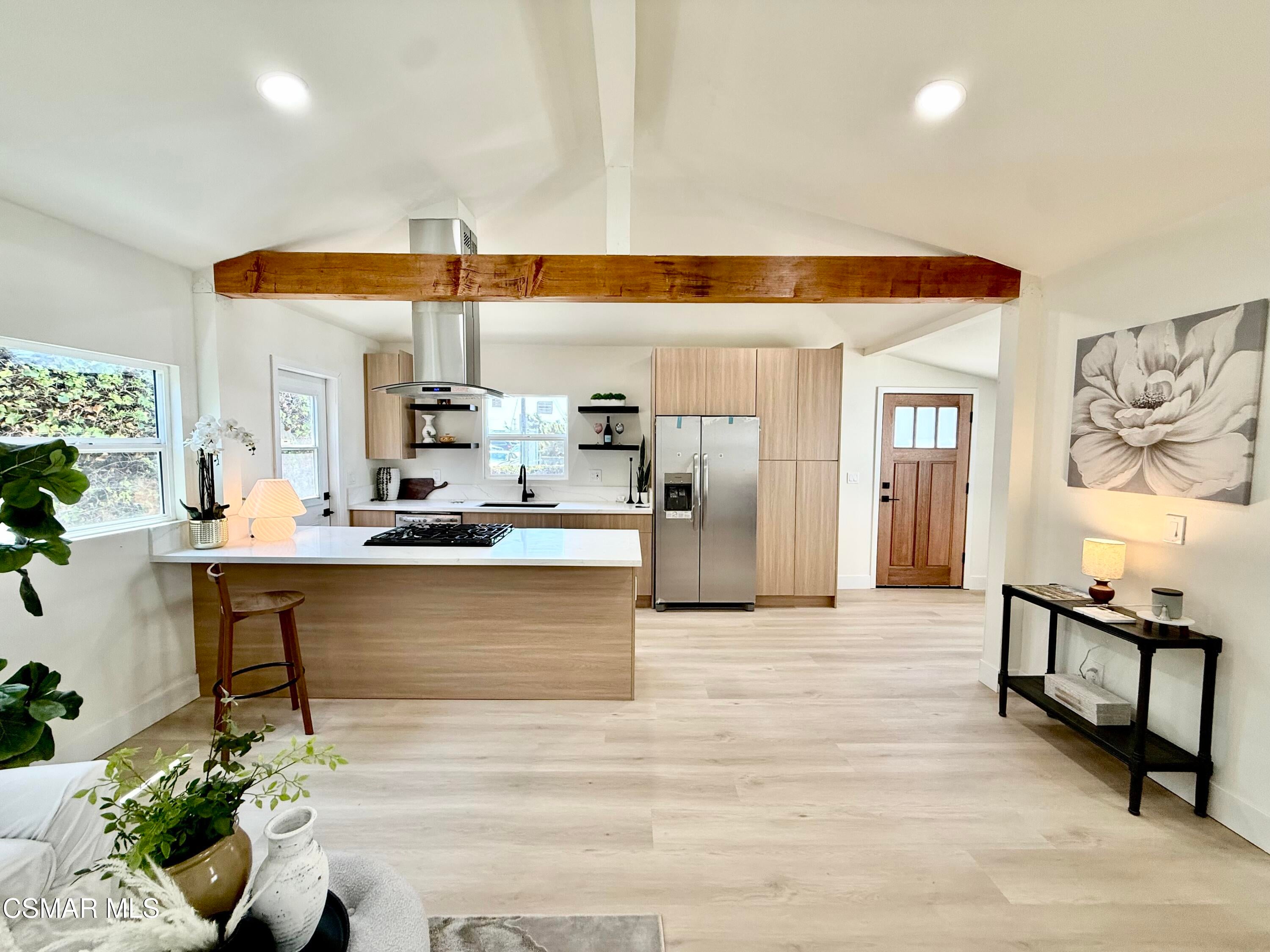 4163 W 156th Street