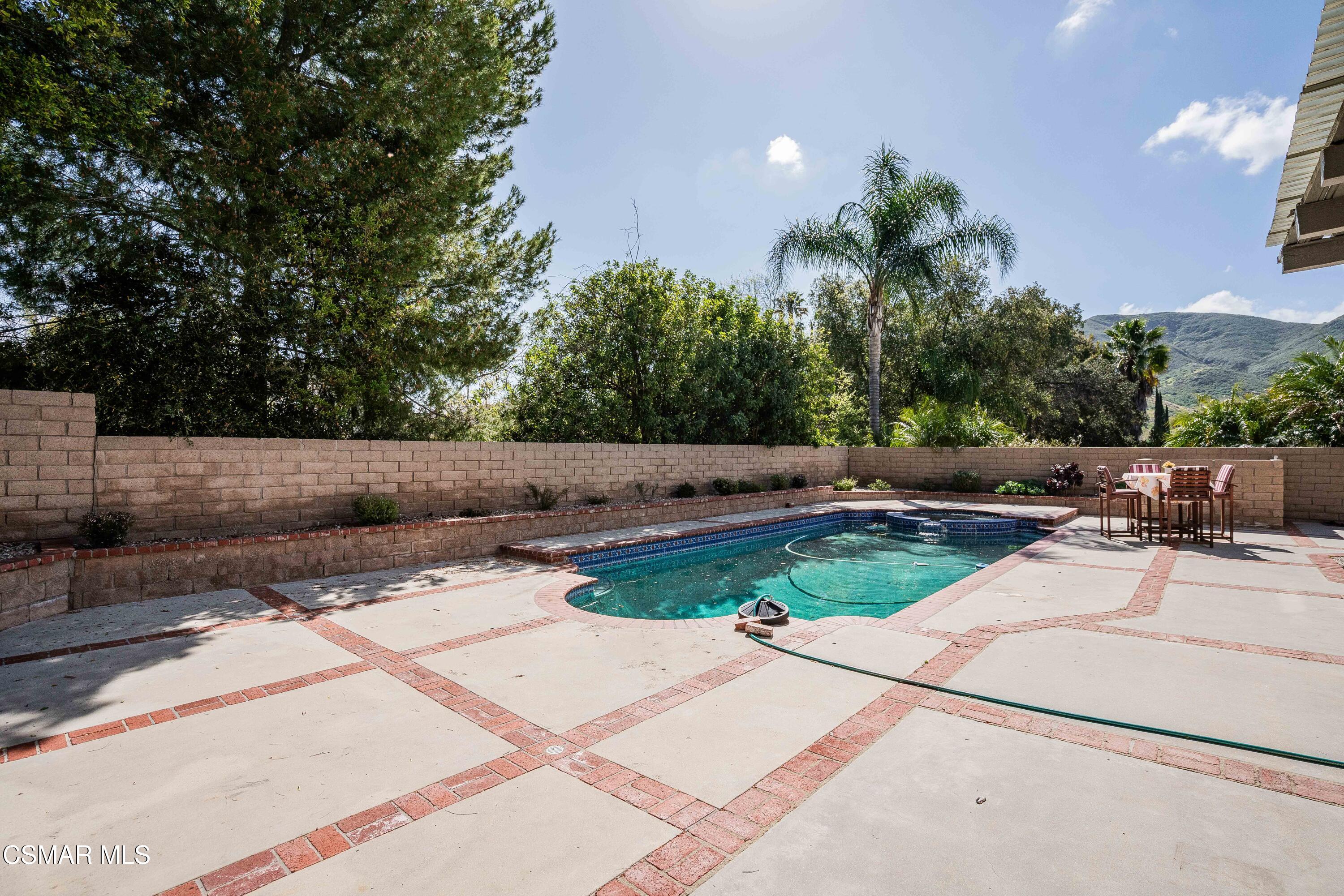 5432 Jon Dodson Drive
