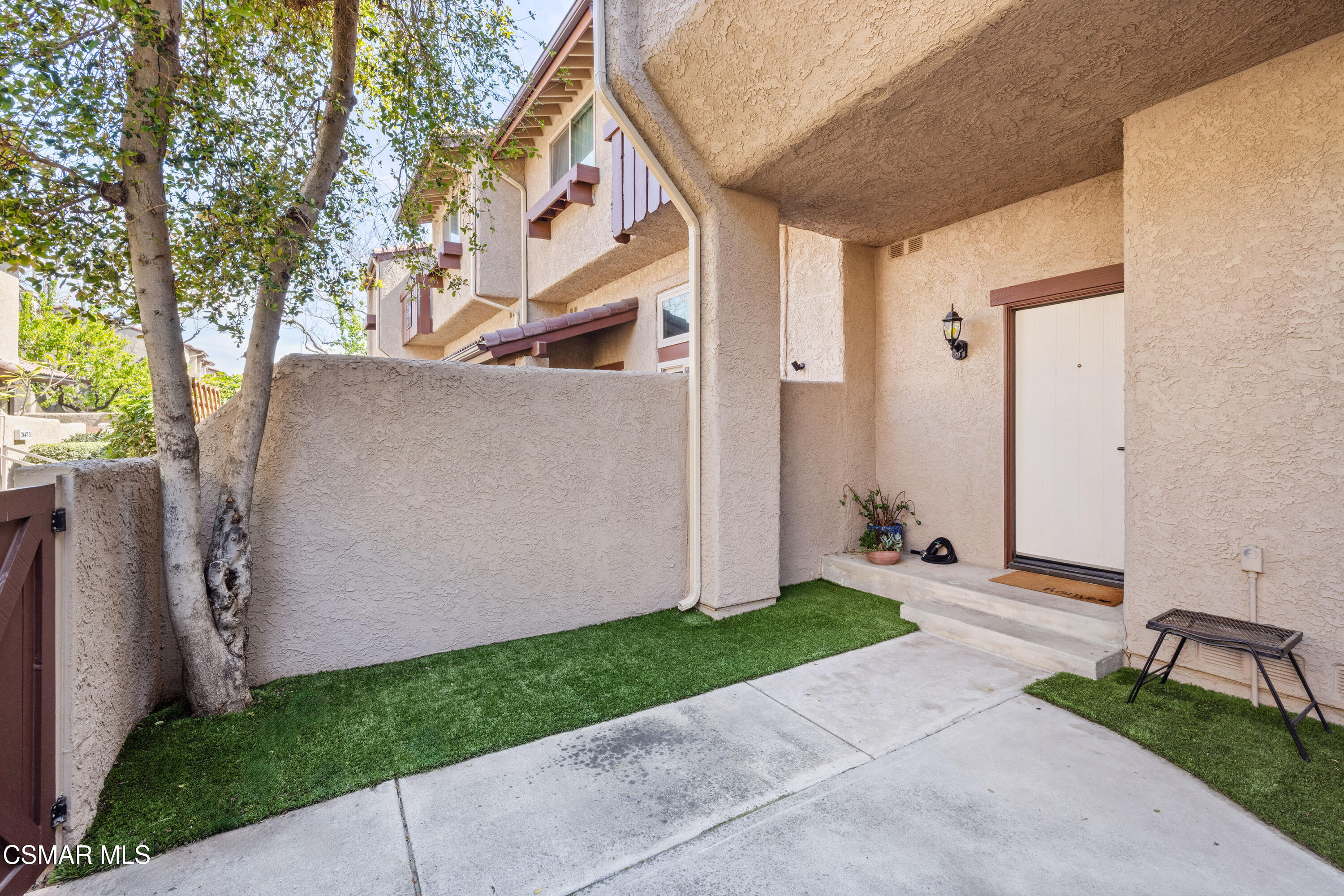 2445 Chandler Avenue 4