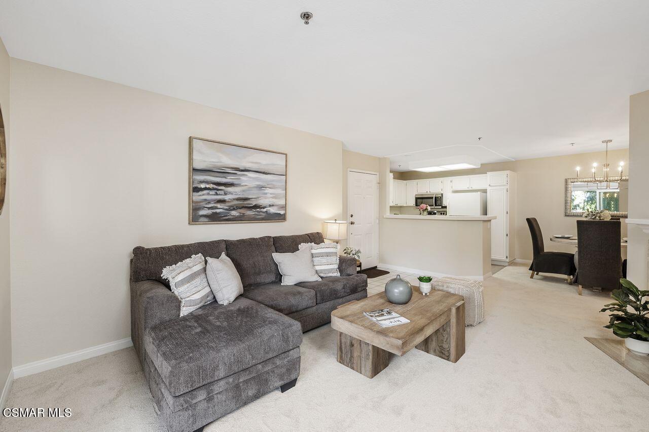 697 Sutton Crest Trail 302