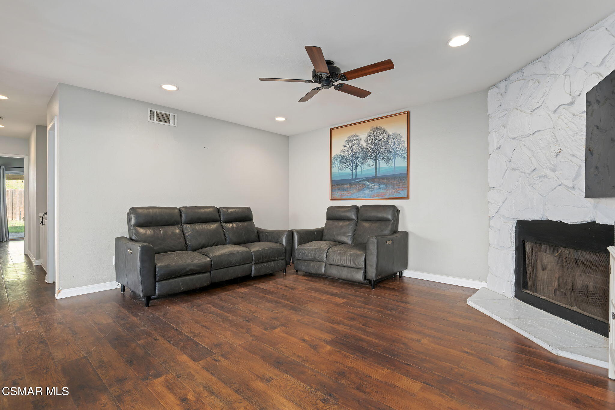 14985 Reedley Street