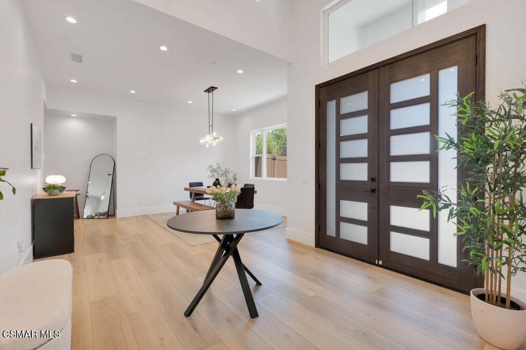 361 Toyon Court