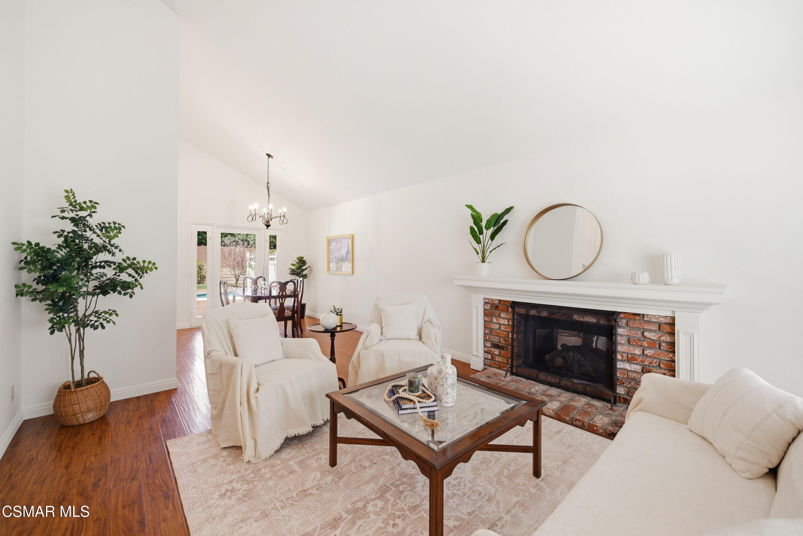 725 Pickford Court